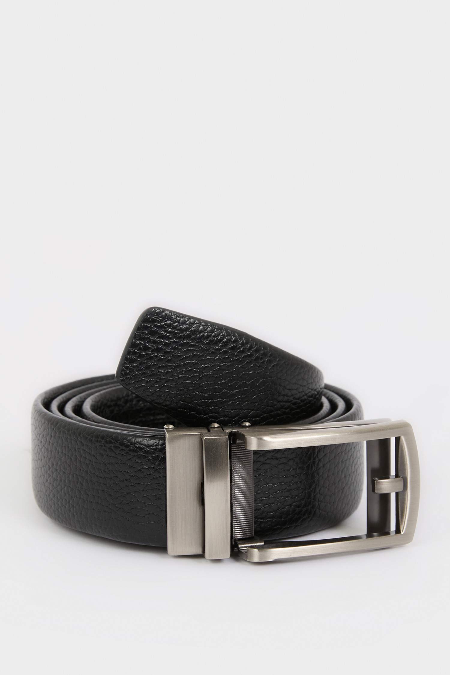 حزام بمشبك مستطيل