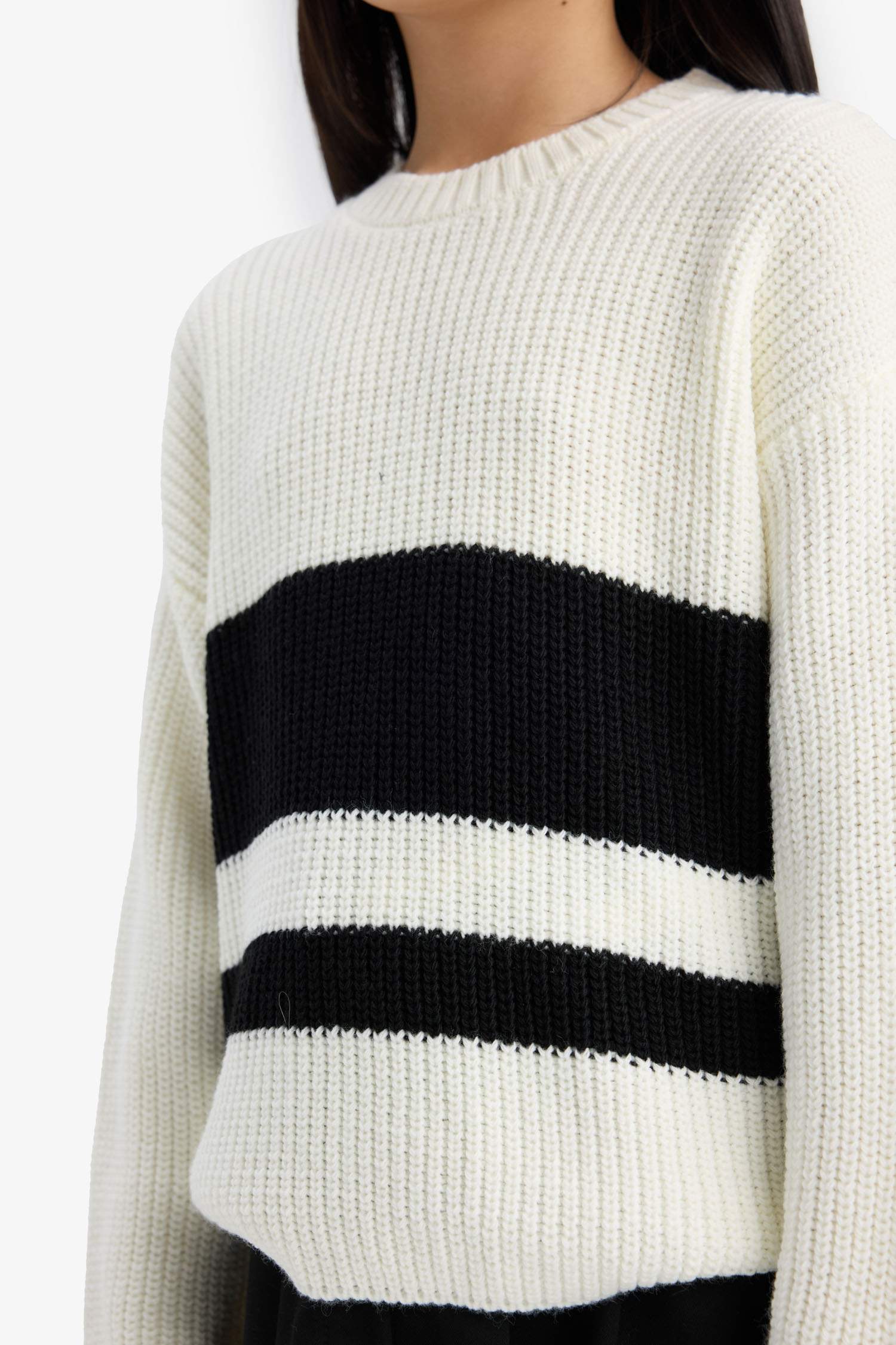 Girl Standard Fit Crew Neck Striped Knit Pullover