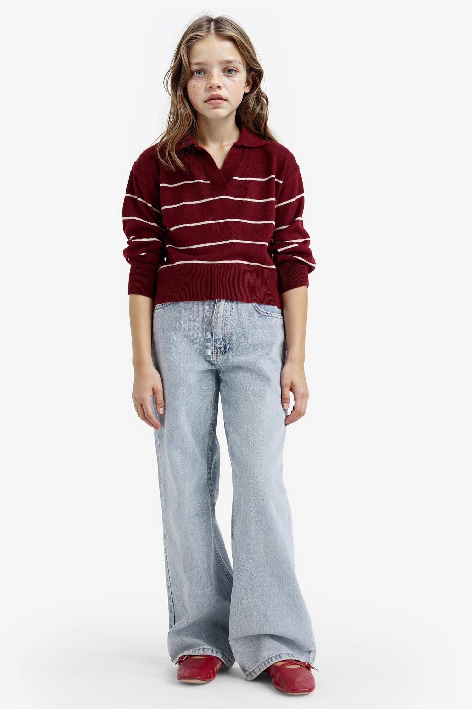 بلوفر قصة عادية بياقة بولو