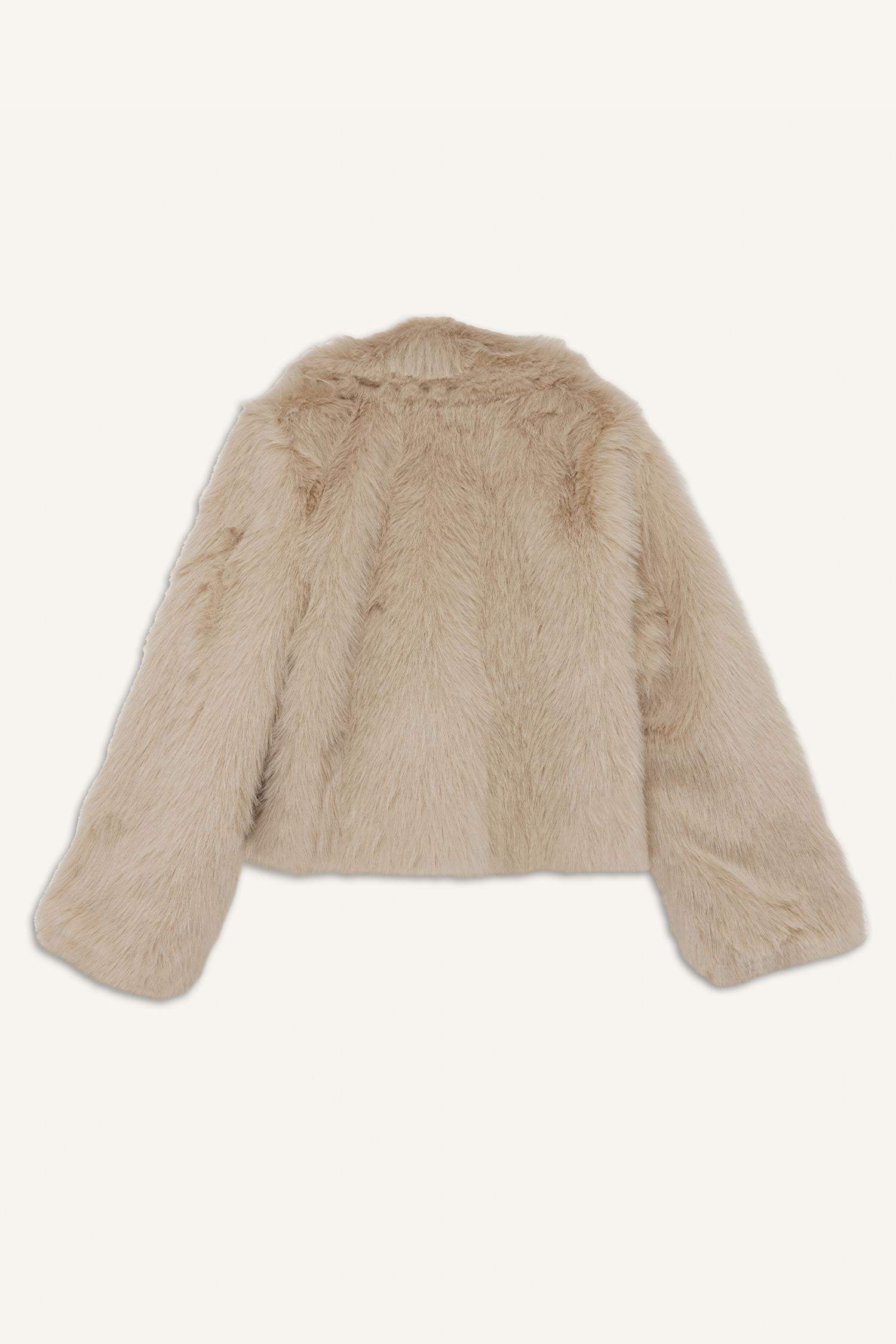 Regular Fit Kruvaze Yaka Çıtçıtlı Kısa Suni Kürk Mont