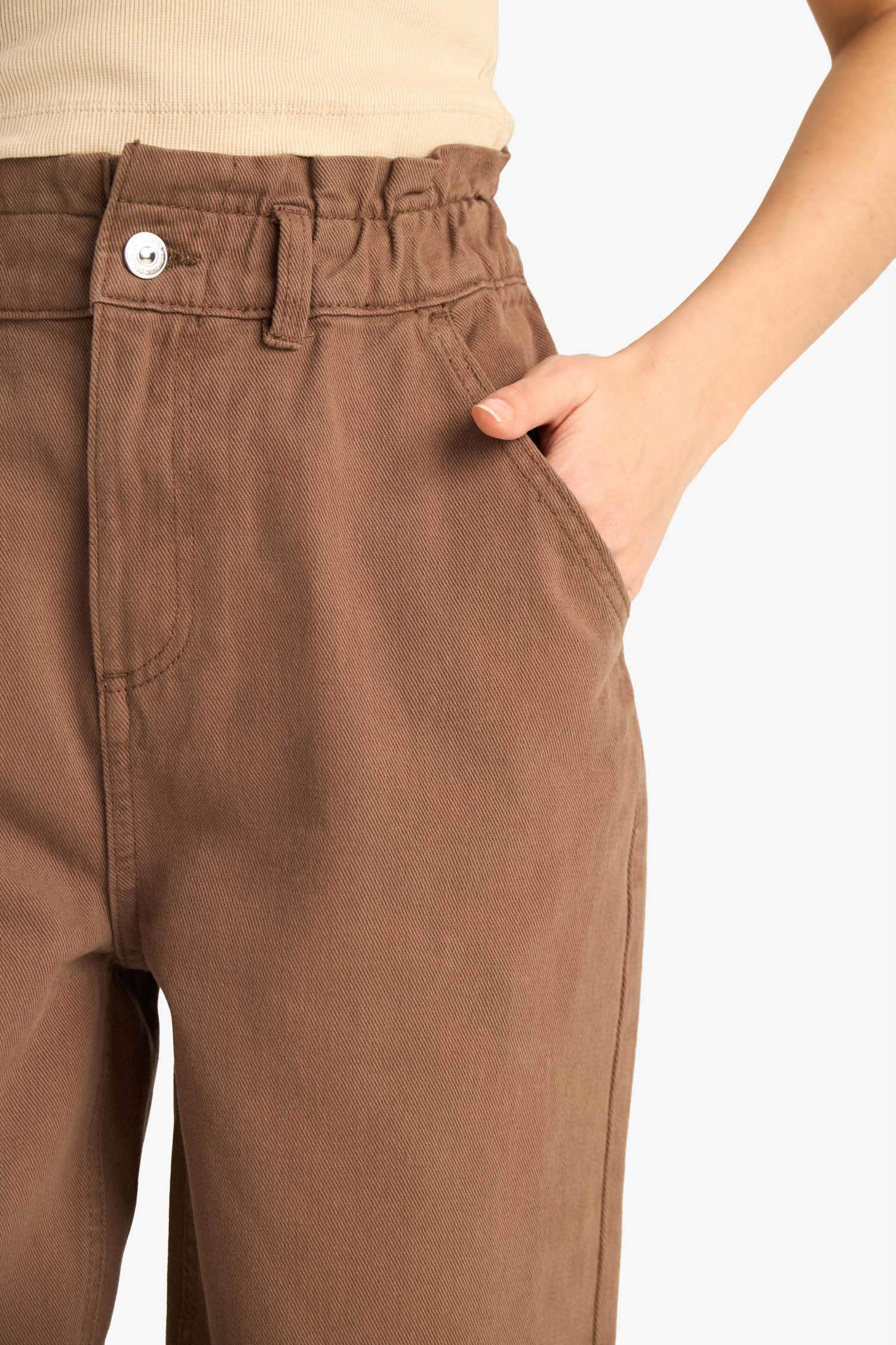 بنطلون جينز بيبرباج برجل عادية وخصر عالي