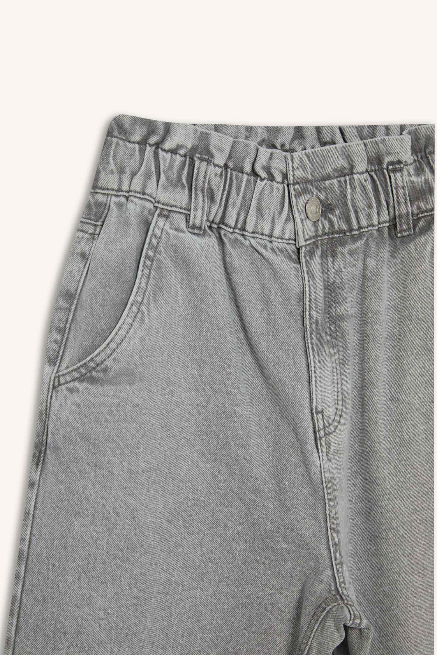 بنطلون جينز بيبرباج برجل عادية وخصر عالي