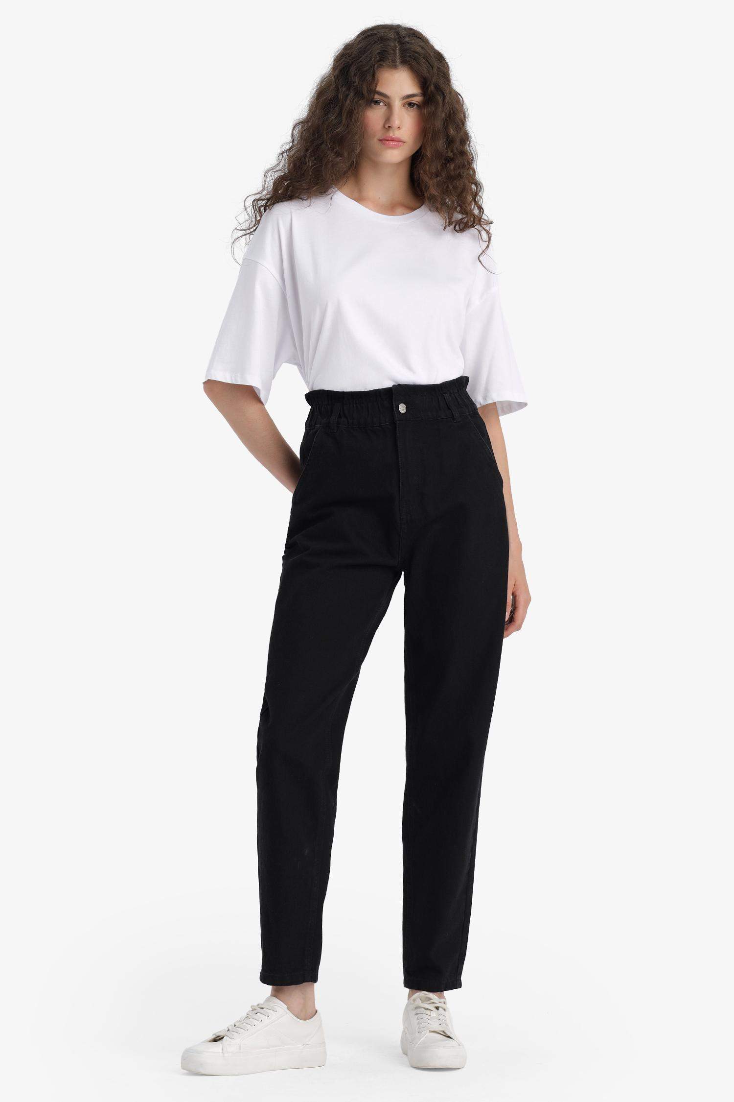 بنطلون جينز بيبرباج برجل عادية وخصر عالي