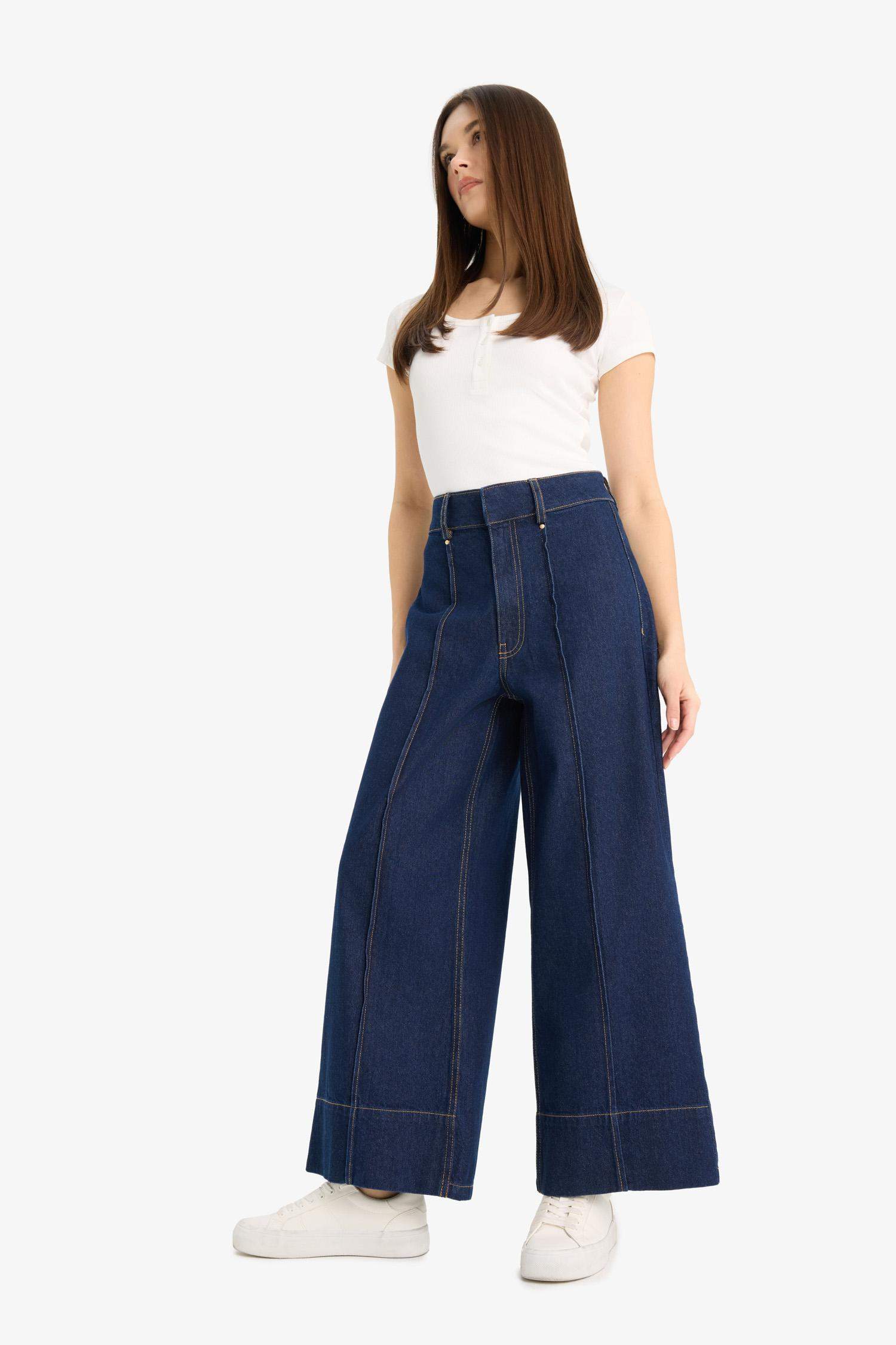 Kısa Geniş Paça Yüksek Bel Crop Fit Crop Jean Pantolon