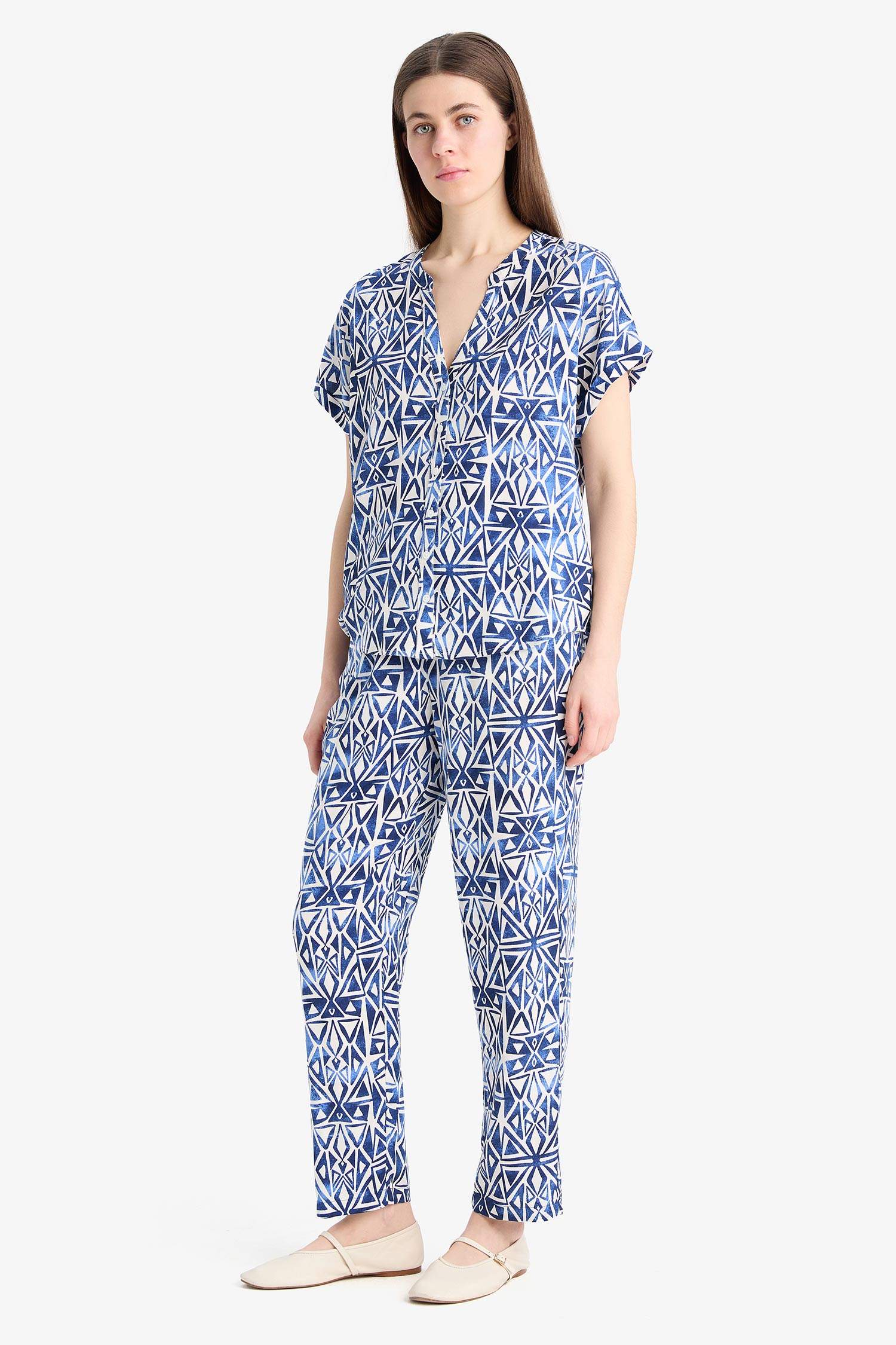 Carrot Fit Wide Leg Printed Trousers