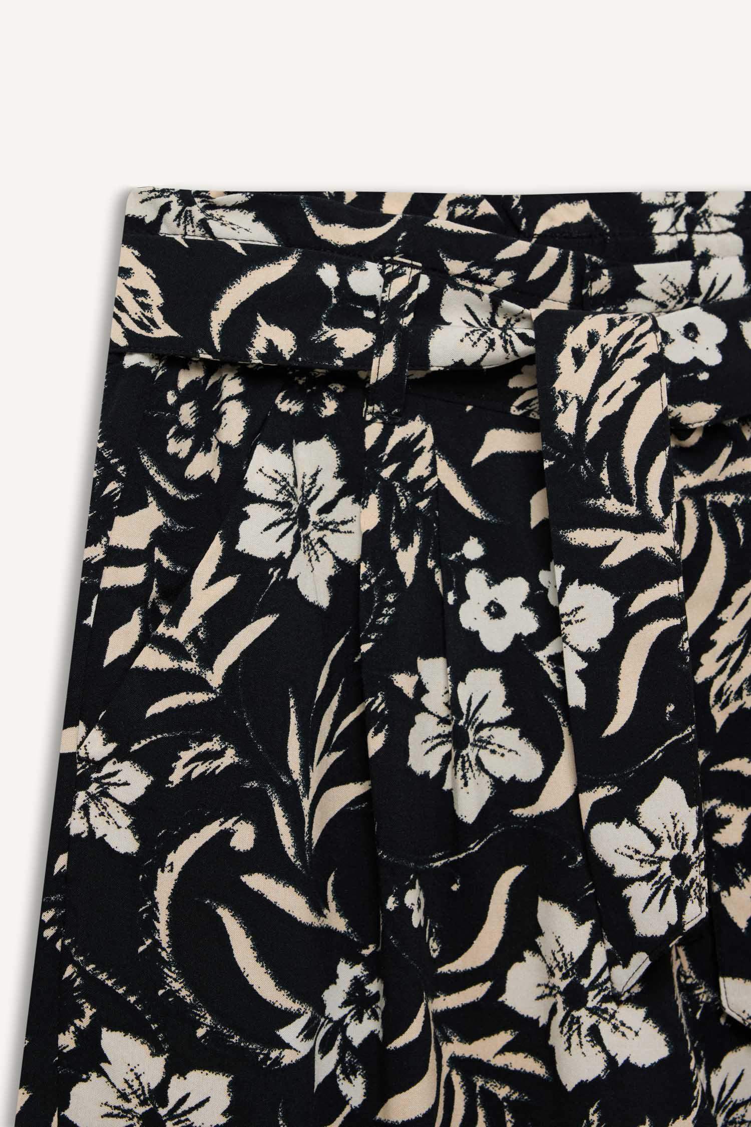 Шолақ шалбар