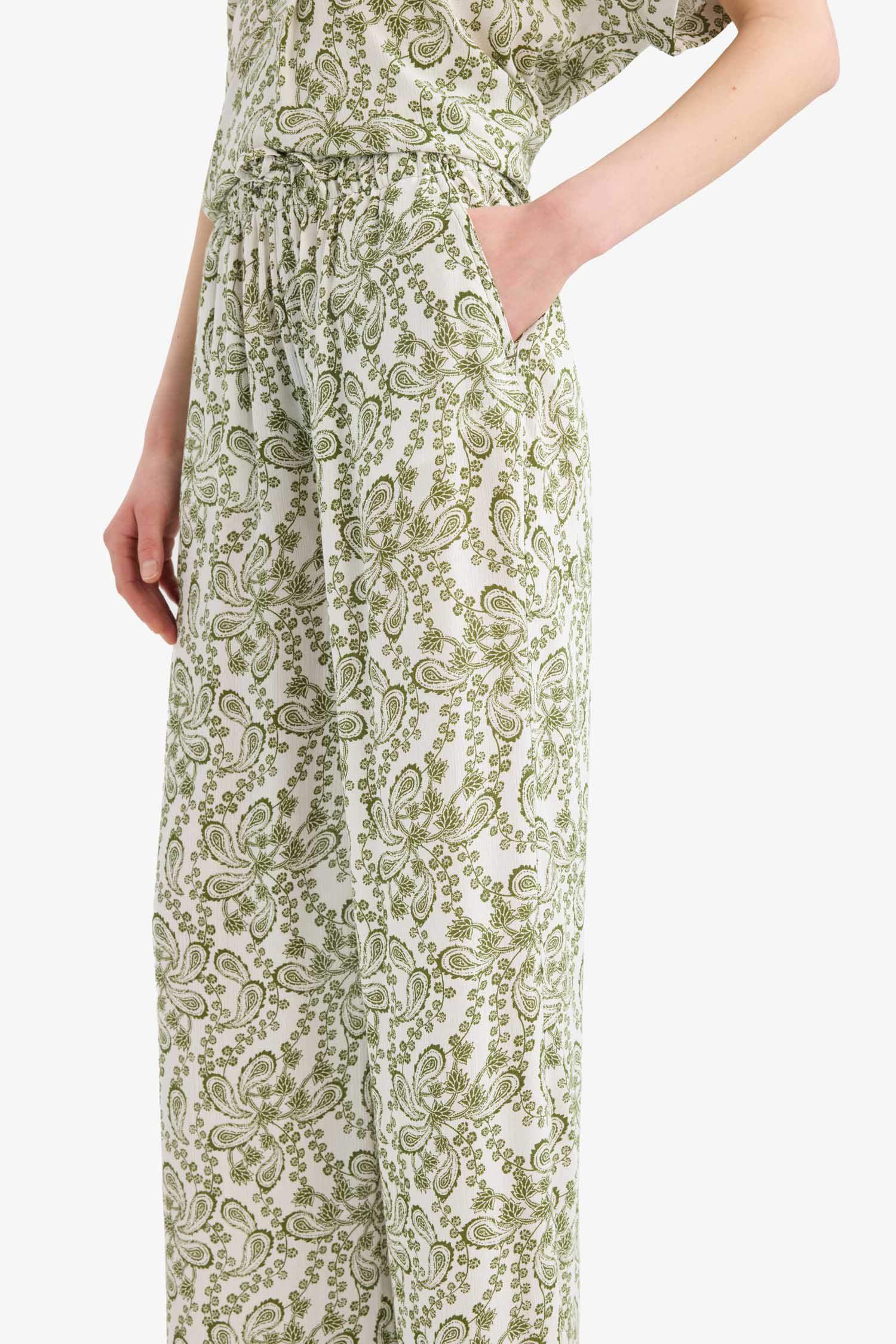 Straight Fit Printed Trousers