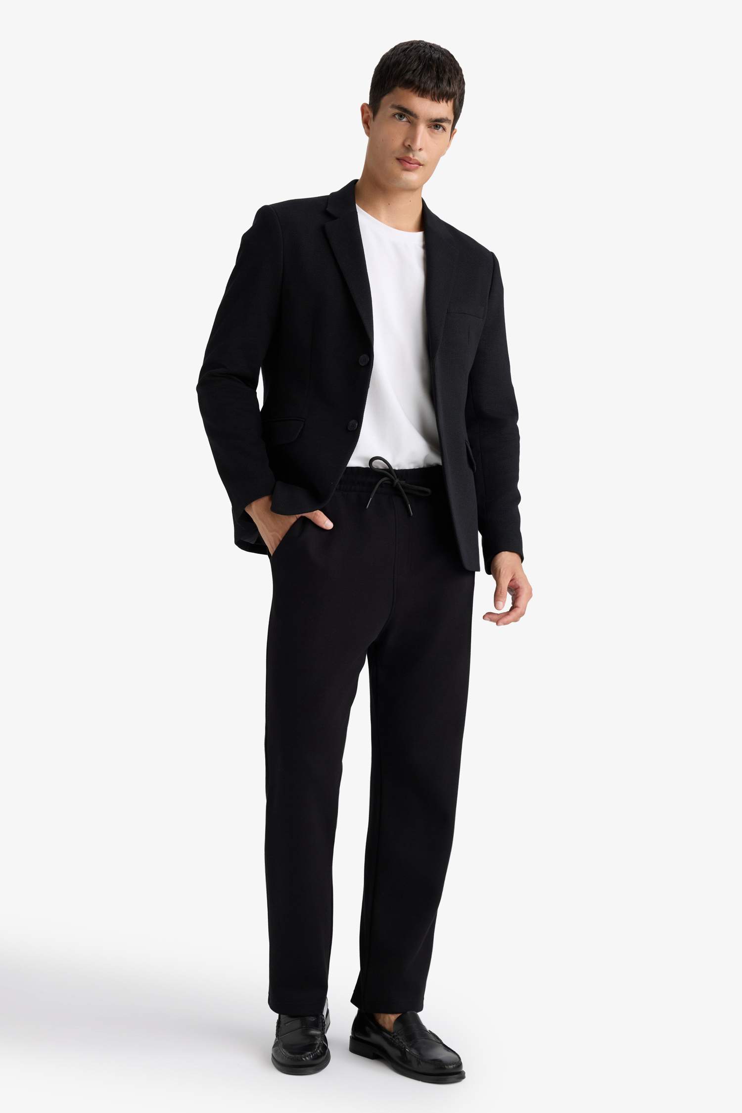 Regular Fit Beli Bağcıklı Düz Paça Cepli Eşofman Altı