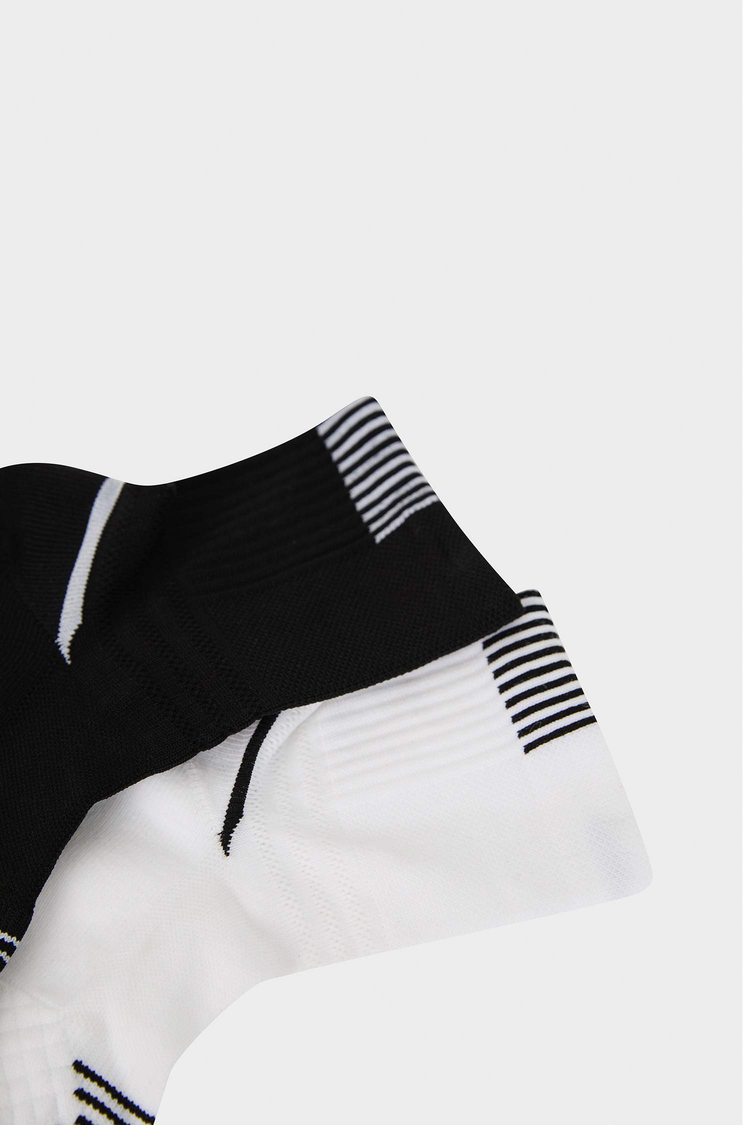 Ерлерге 2 терри спорттық шұлықтар