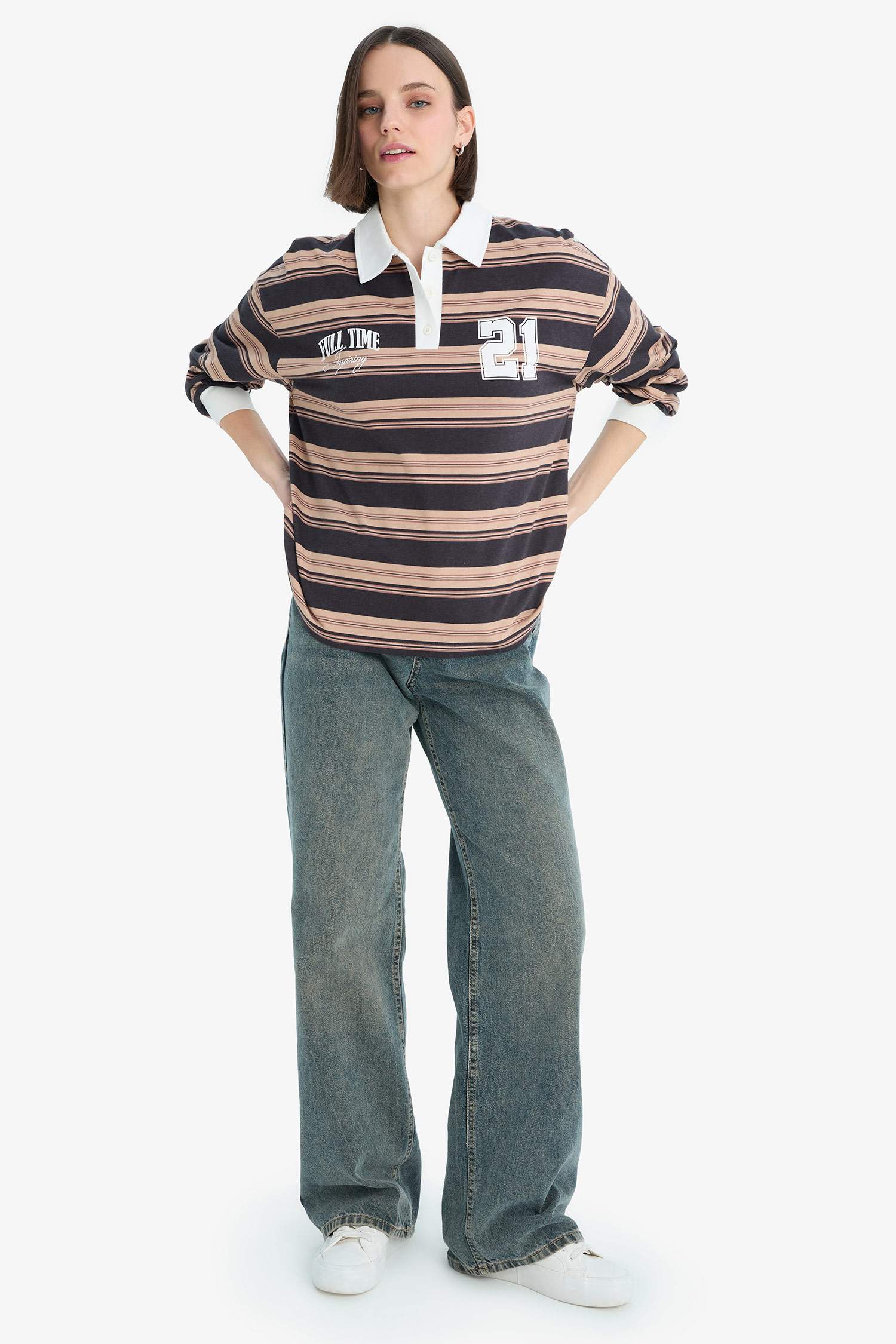 سويت شيرت قصة فضفاضة بياخة بولو