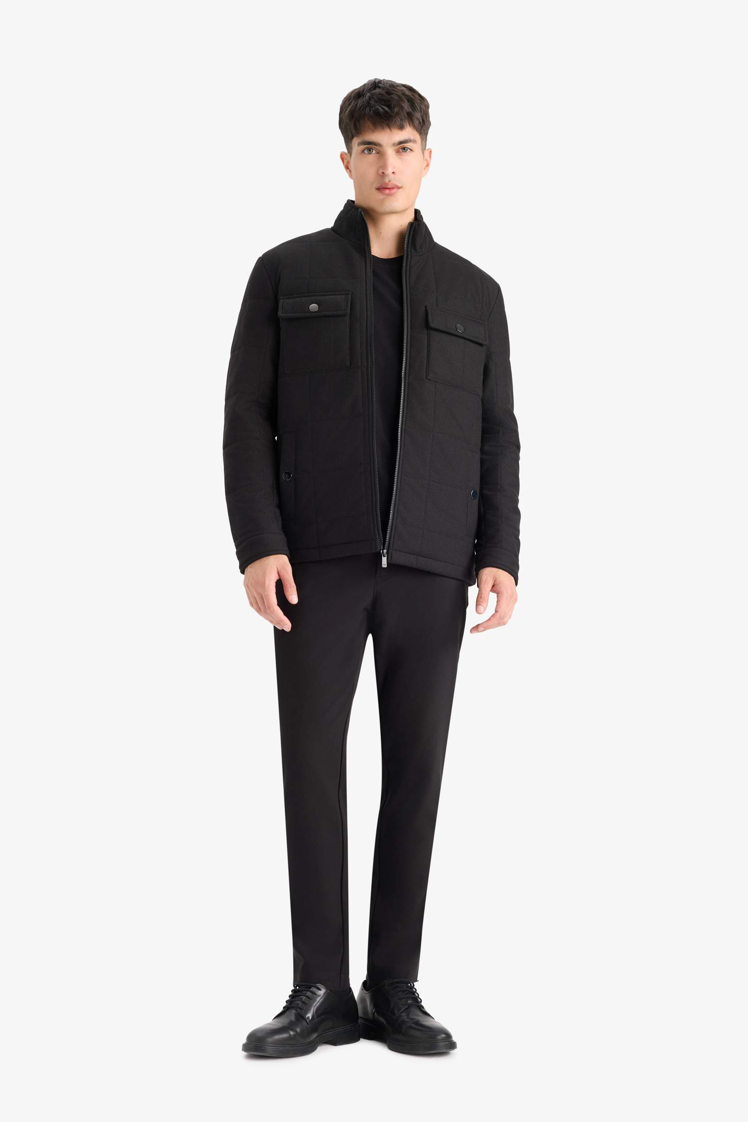 جاكيت بامب شتوي سليم فيت بياقة عالية مبطن