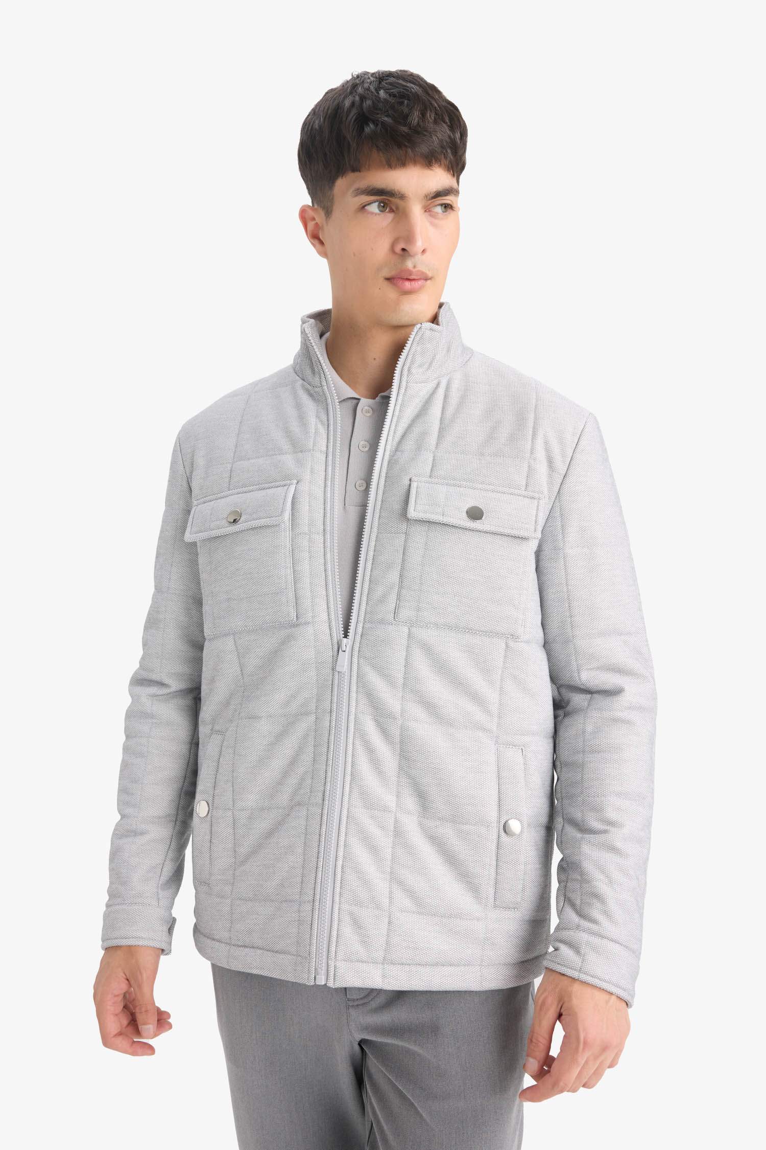 Slim Fit Dar Kesim Dik Yaka Astarlı Fermuarlı Cepli Kışlık Şişme Penye Mont