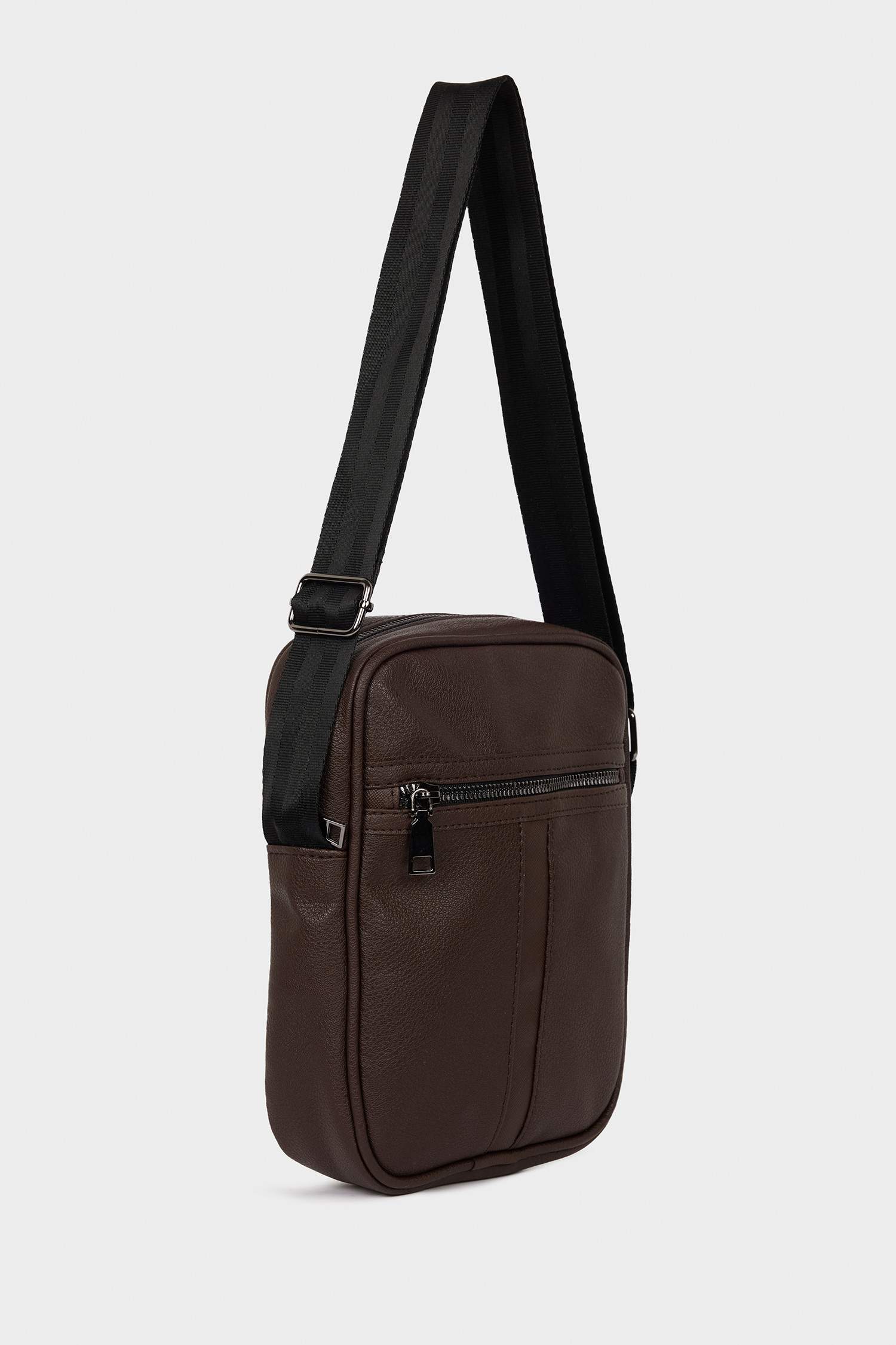 Erkek Suni Deri Çapraz Çanta