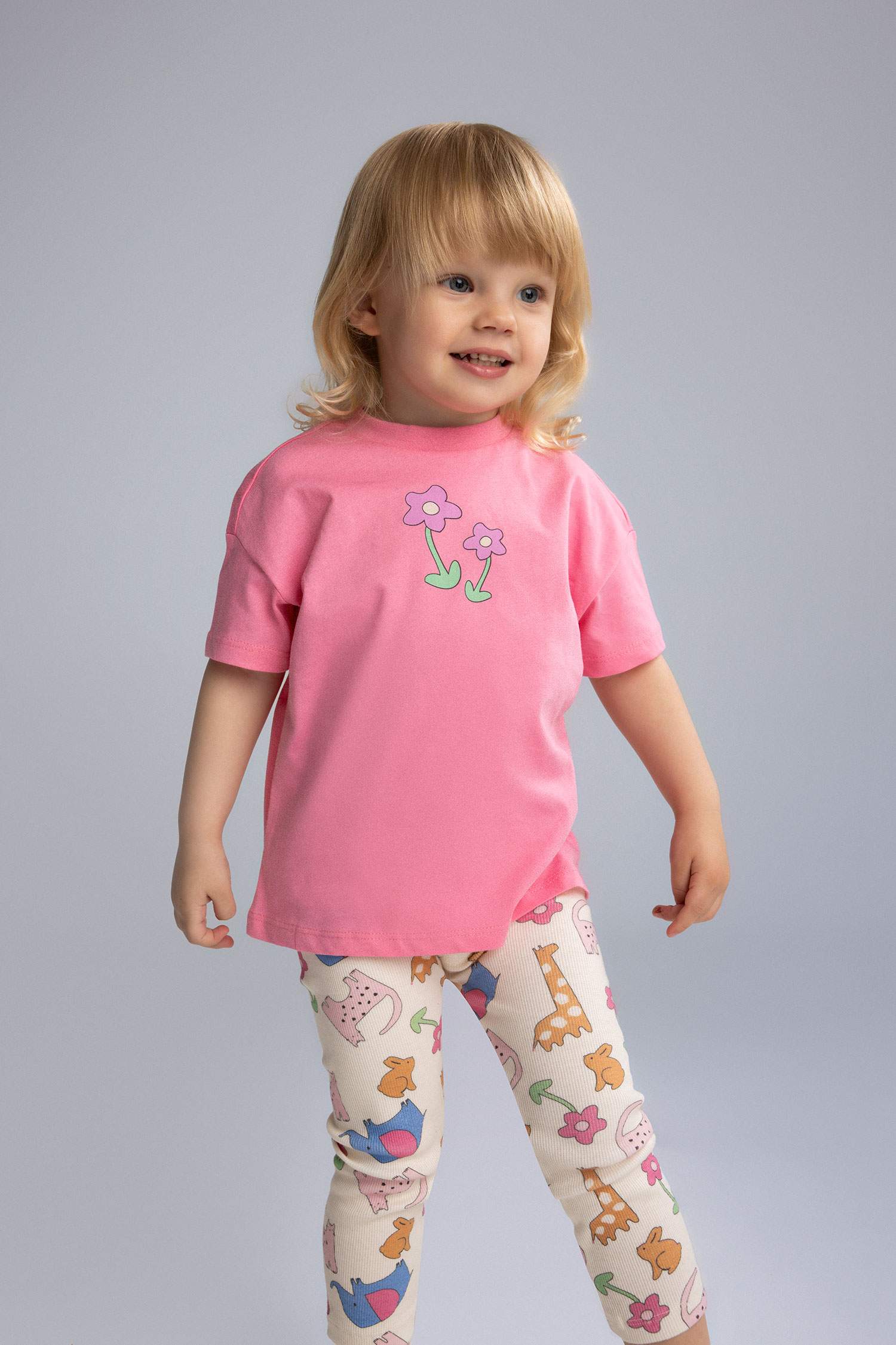 تيشيرت بنات نص كم ممشط مطبوع برقبة مستديرة - قطعتين