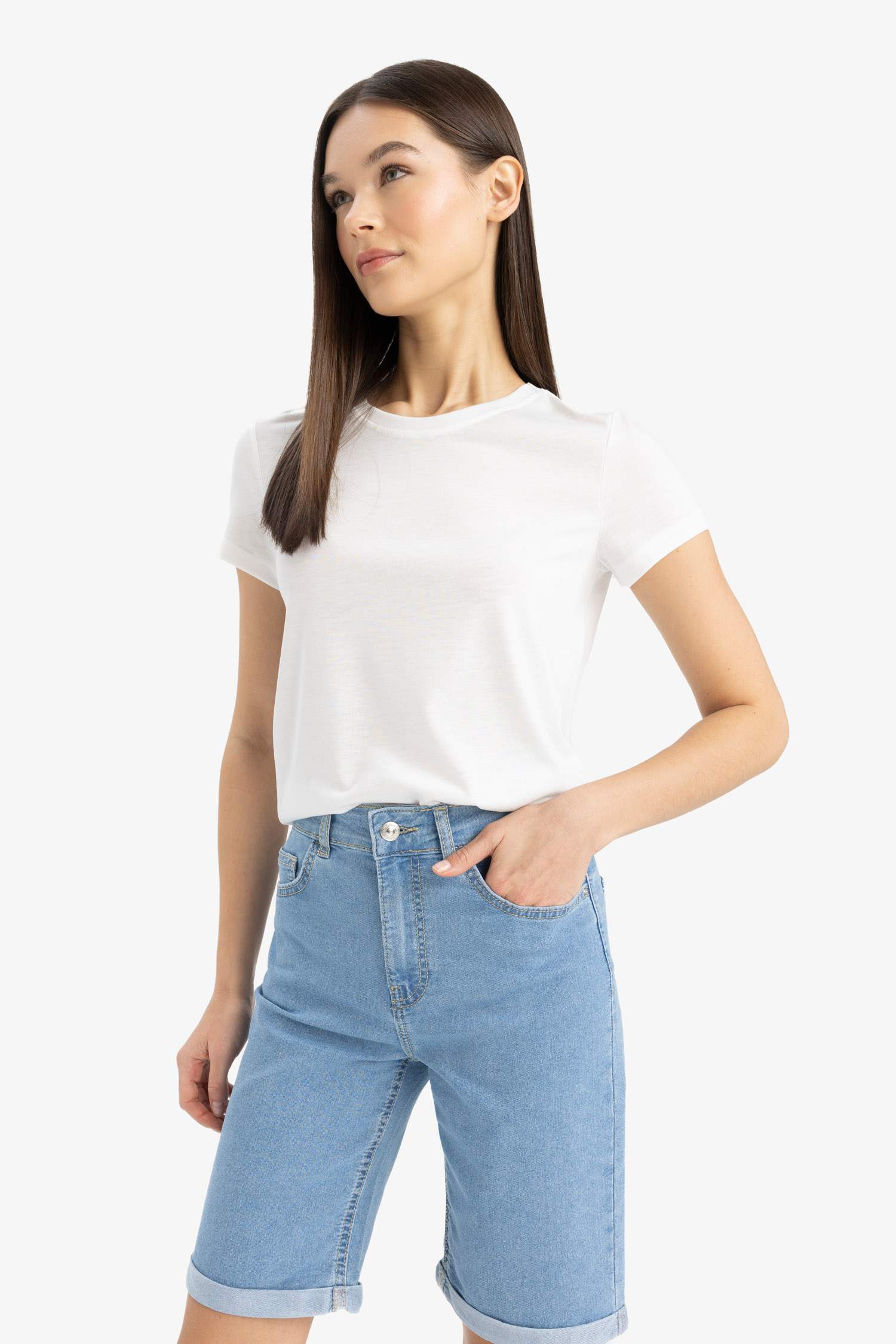 Fitted Bisiklet Yaka Basic Düz Kısa Kollu Beyaz Tişört