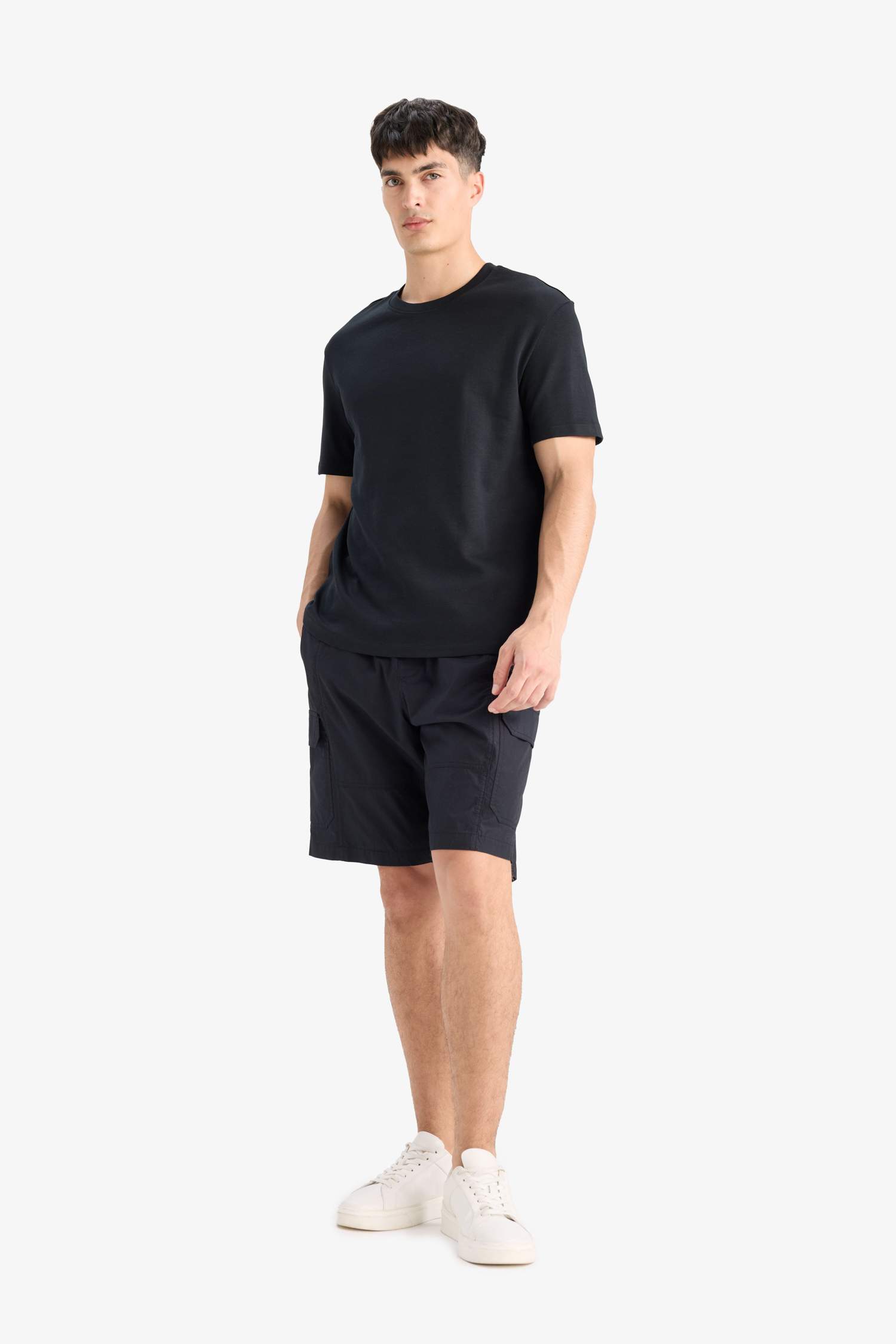 %100 Pamuk Regular Fit Bisiklet Yaka Basic Düz Kısa Kollu Tişört