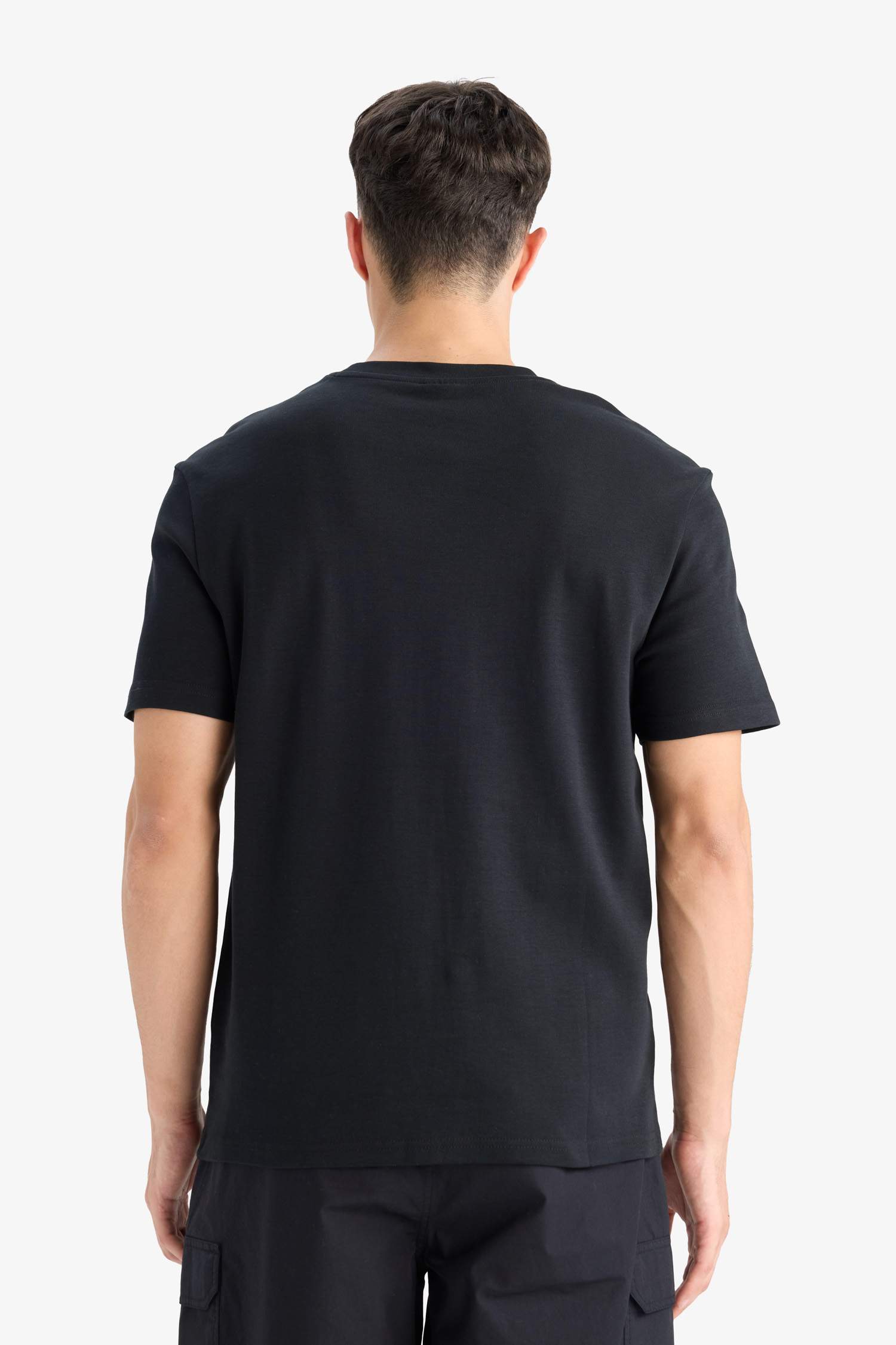 %100 Pamuk Regular Fit Bisiklet Yaka Basic Düz Kısa Kollu Tişört