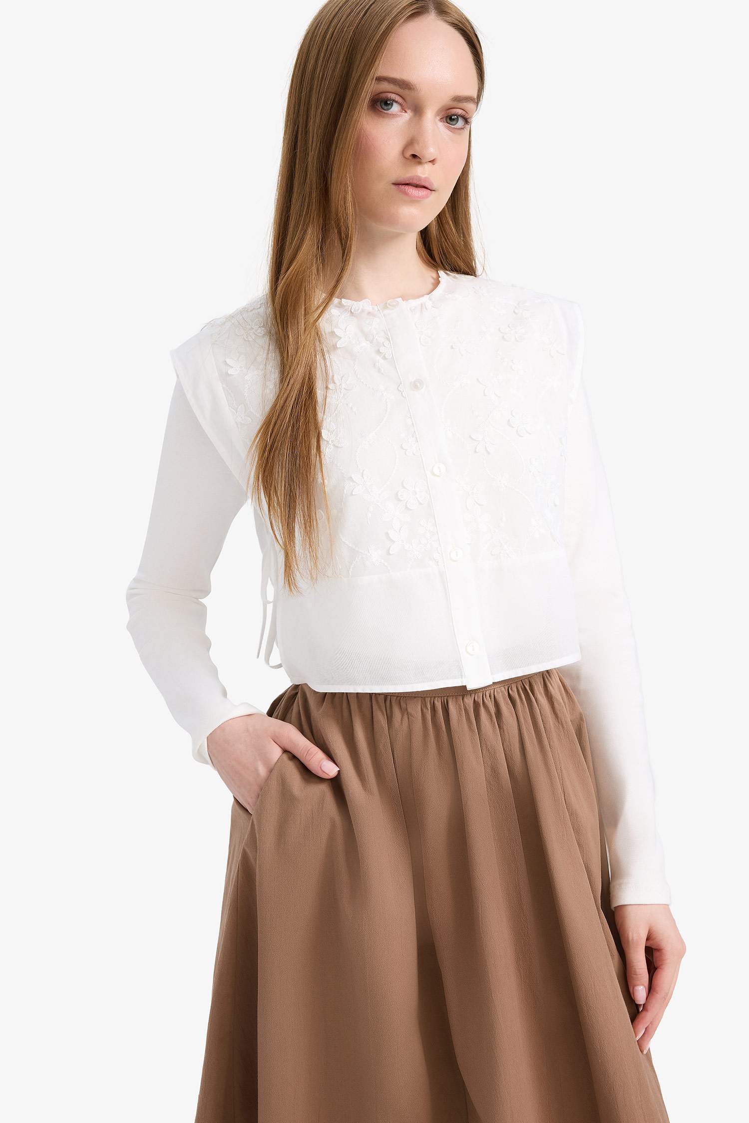 Crew Neck Lace Up Embroidered Blazer Vest