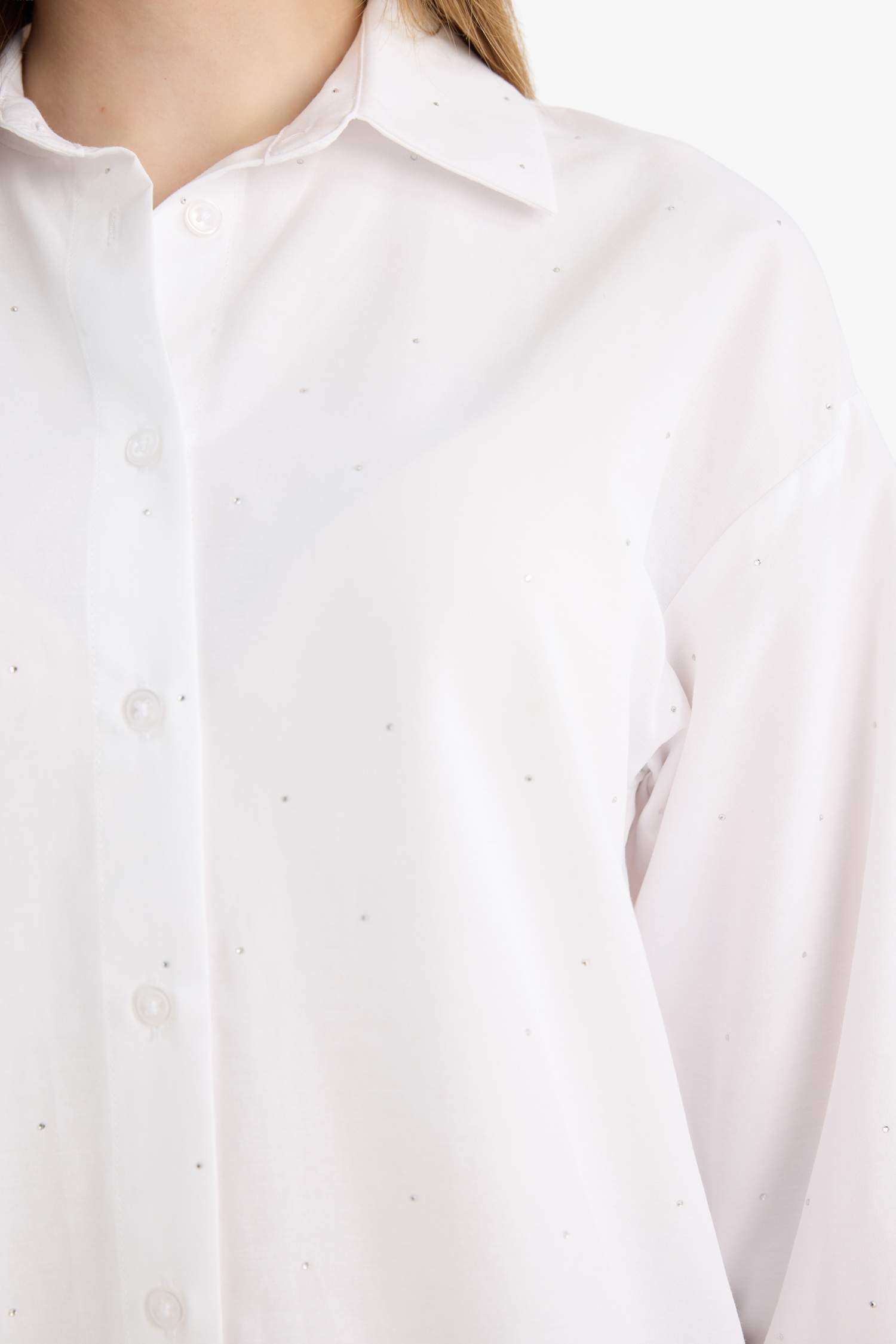 قميص بوبلين قصة مريحة