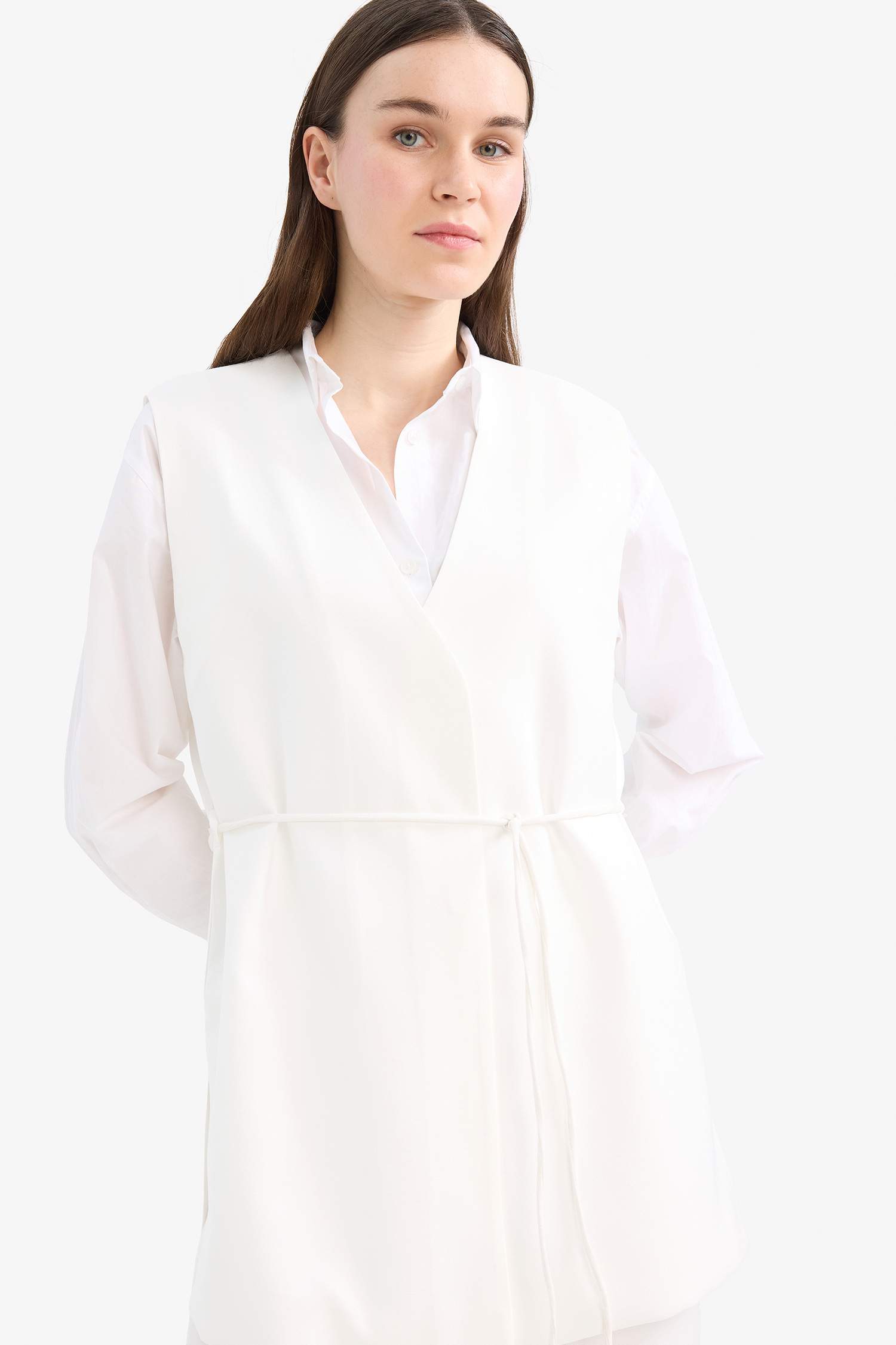 V Yaka Bağcıklı Basic Düz Yelek