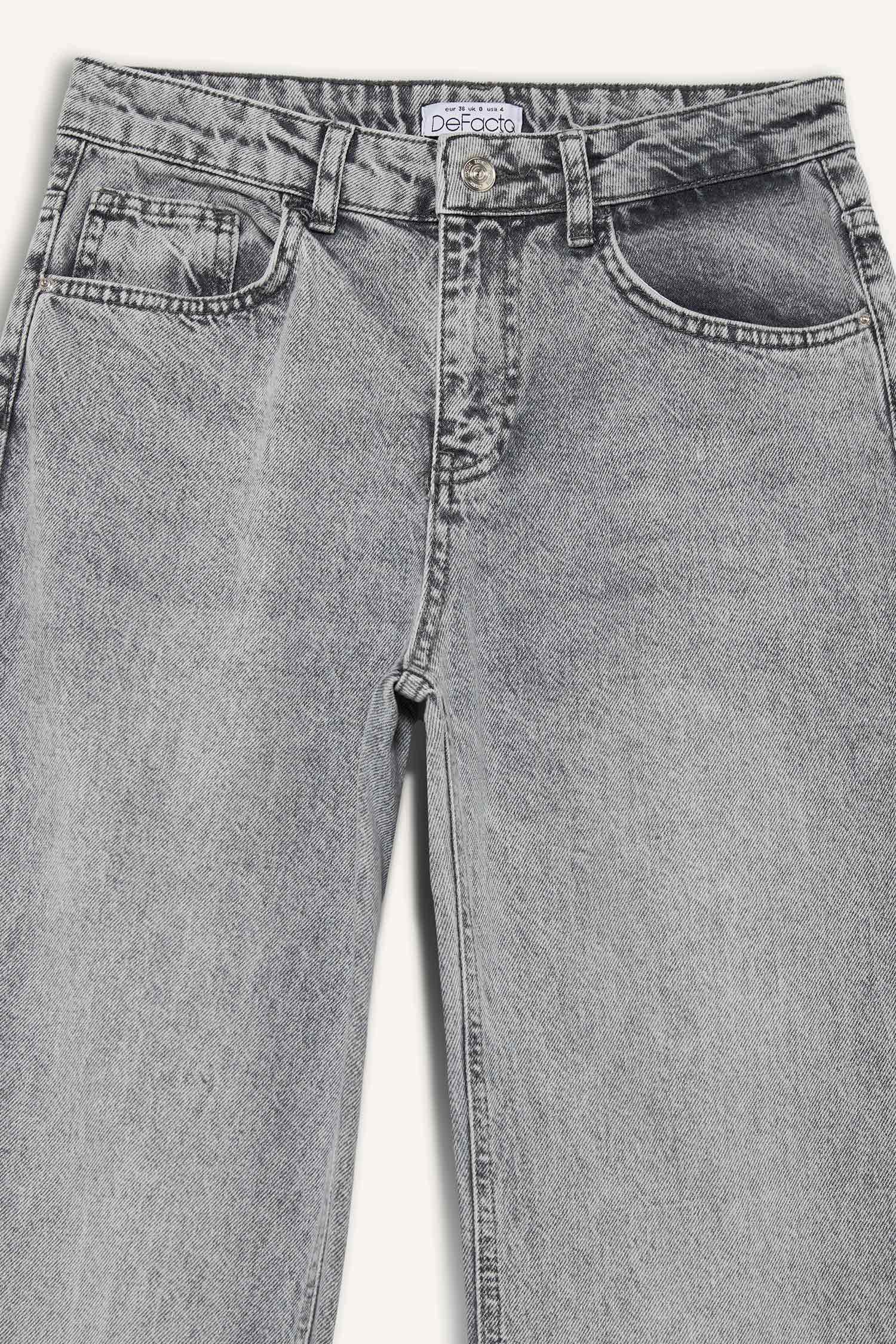 Straight Fit Yüksek Bel Kısa Paça Jean Yıkamalı Pantolon