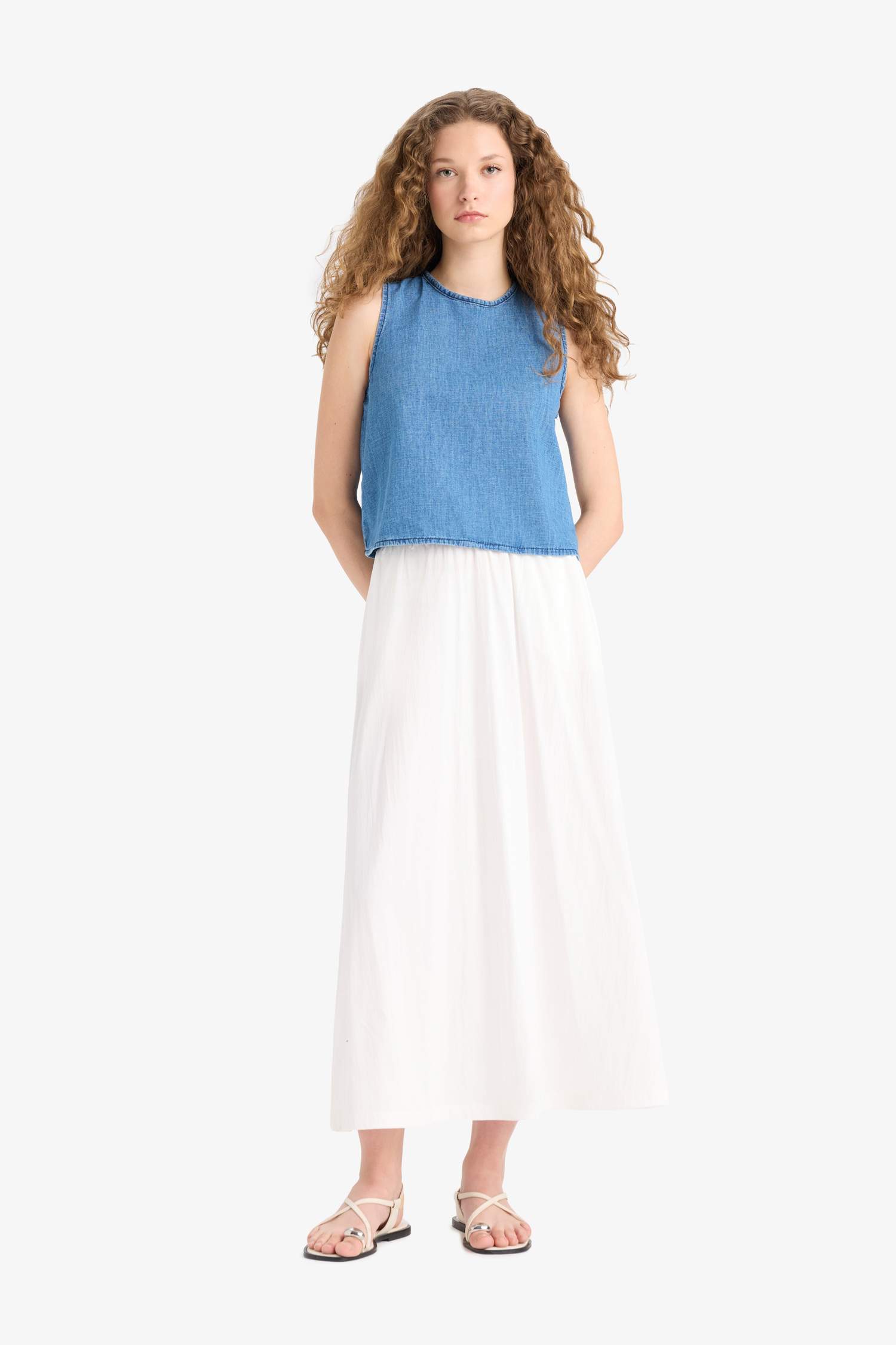 Crew Neck Linen Look Sleeveless Blouse