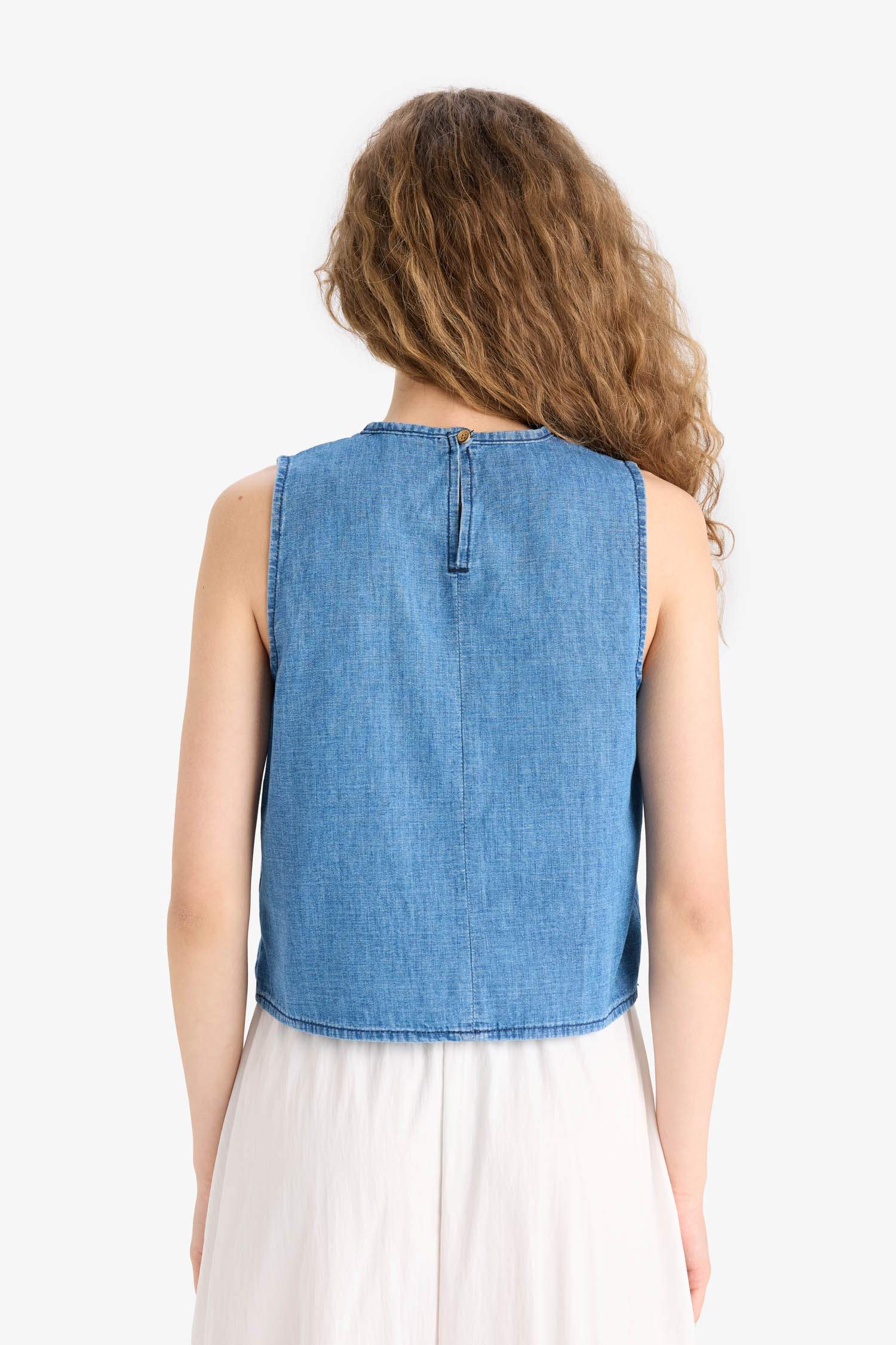 Crew Neck Linen Look Sleeveless Blouse