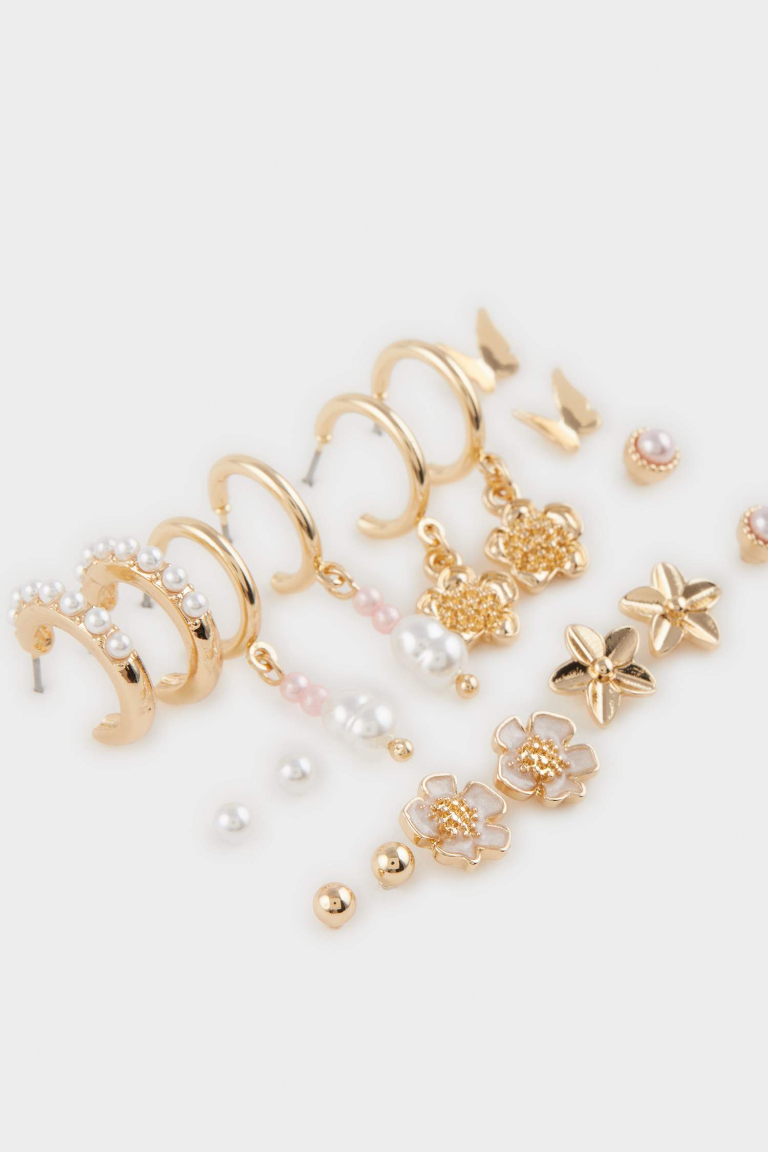 Kadın 9'lu Gold Küpe