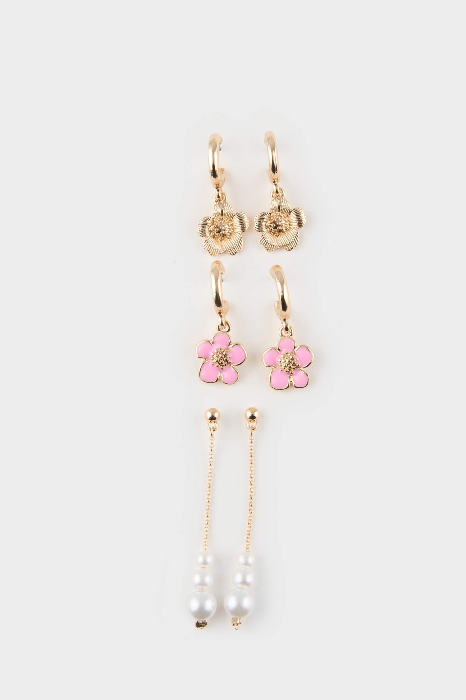 Woman 3 Piece Floral Earrings
