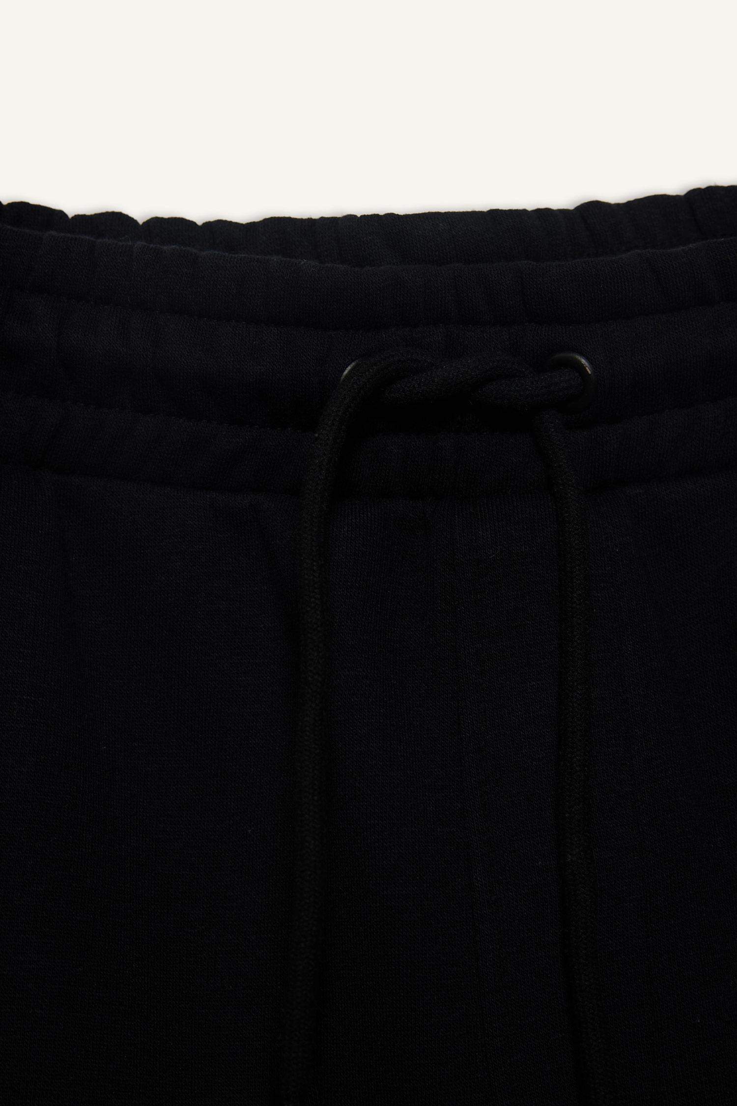 Regular Fit With Cargo Pocket Trousers