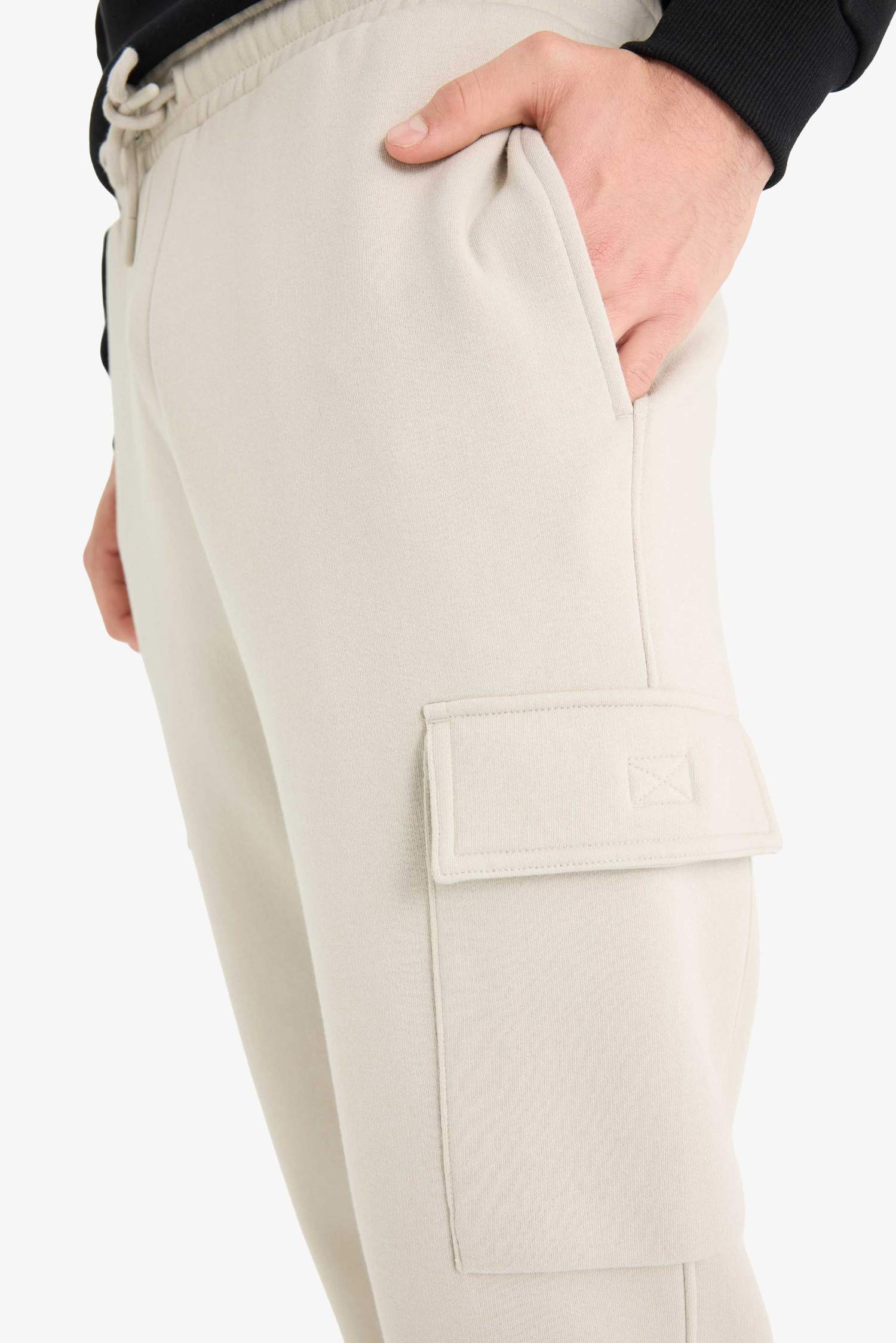 Regular Fit Cargo Pants