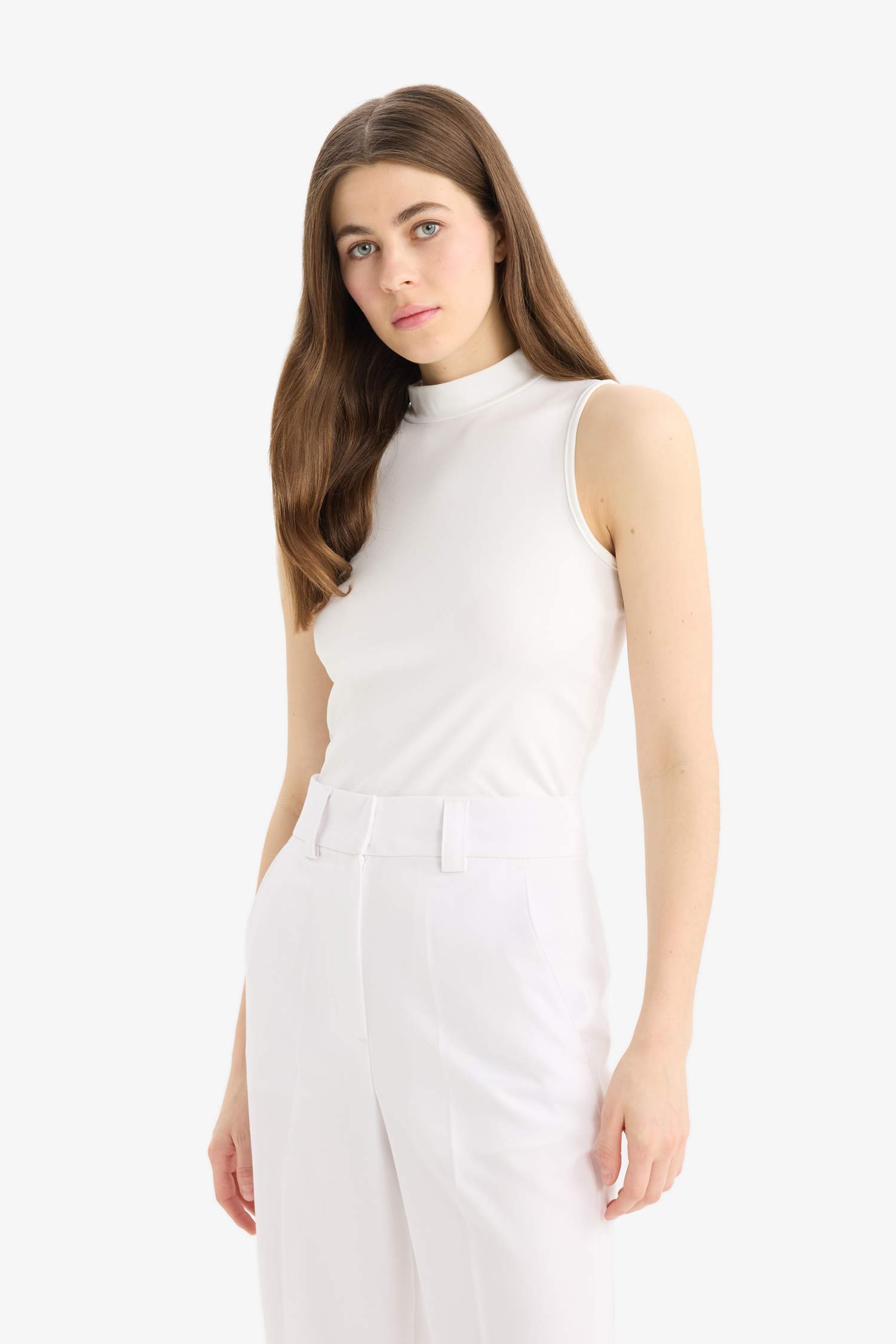 Slim Fit Dar Kesim Yarım Balıkçı Yaka Basic Düz Atlet