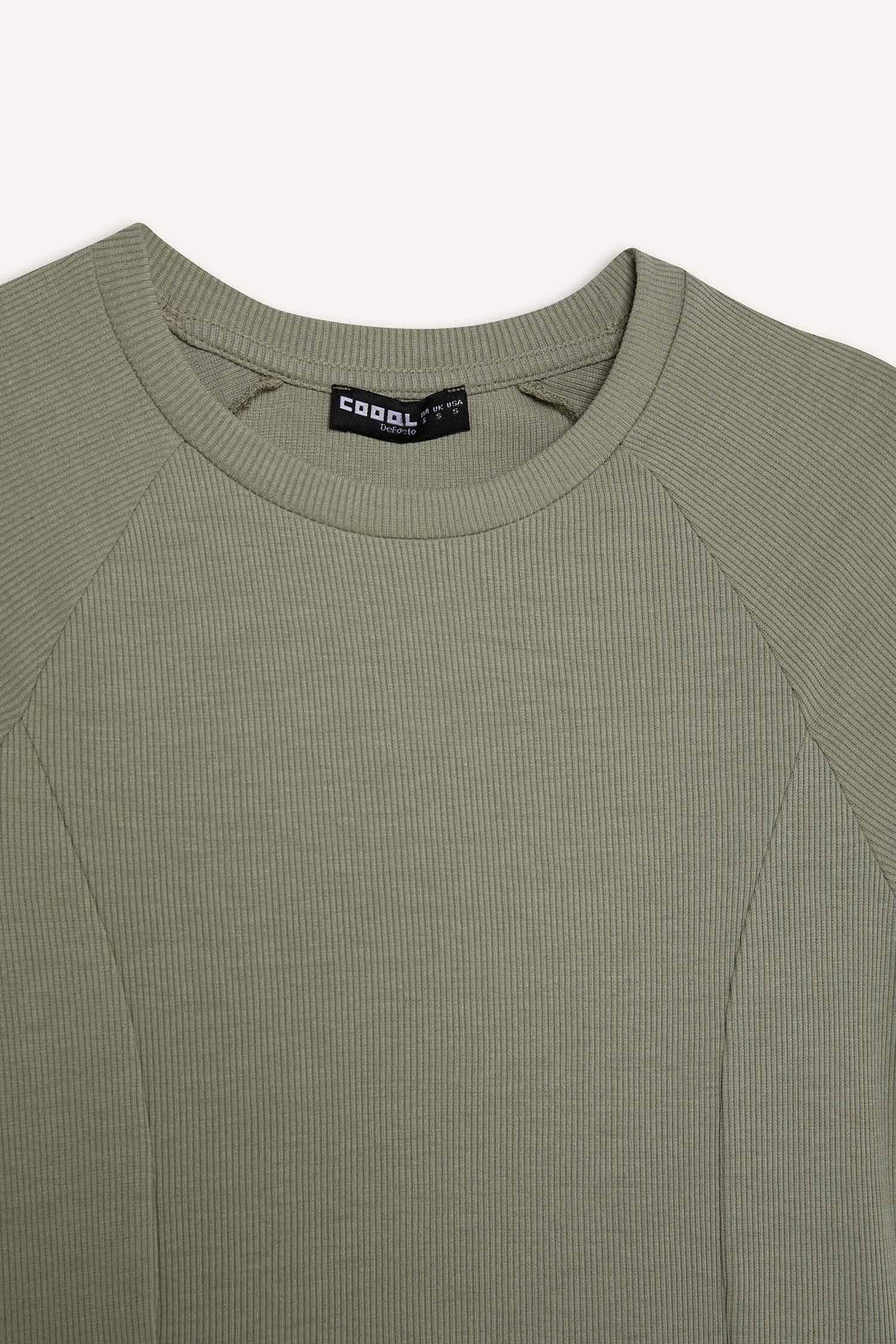 فستان قصير سادة مضلع بياخة مستديرة