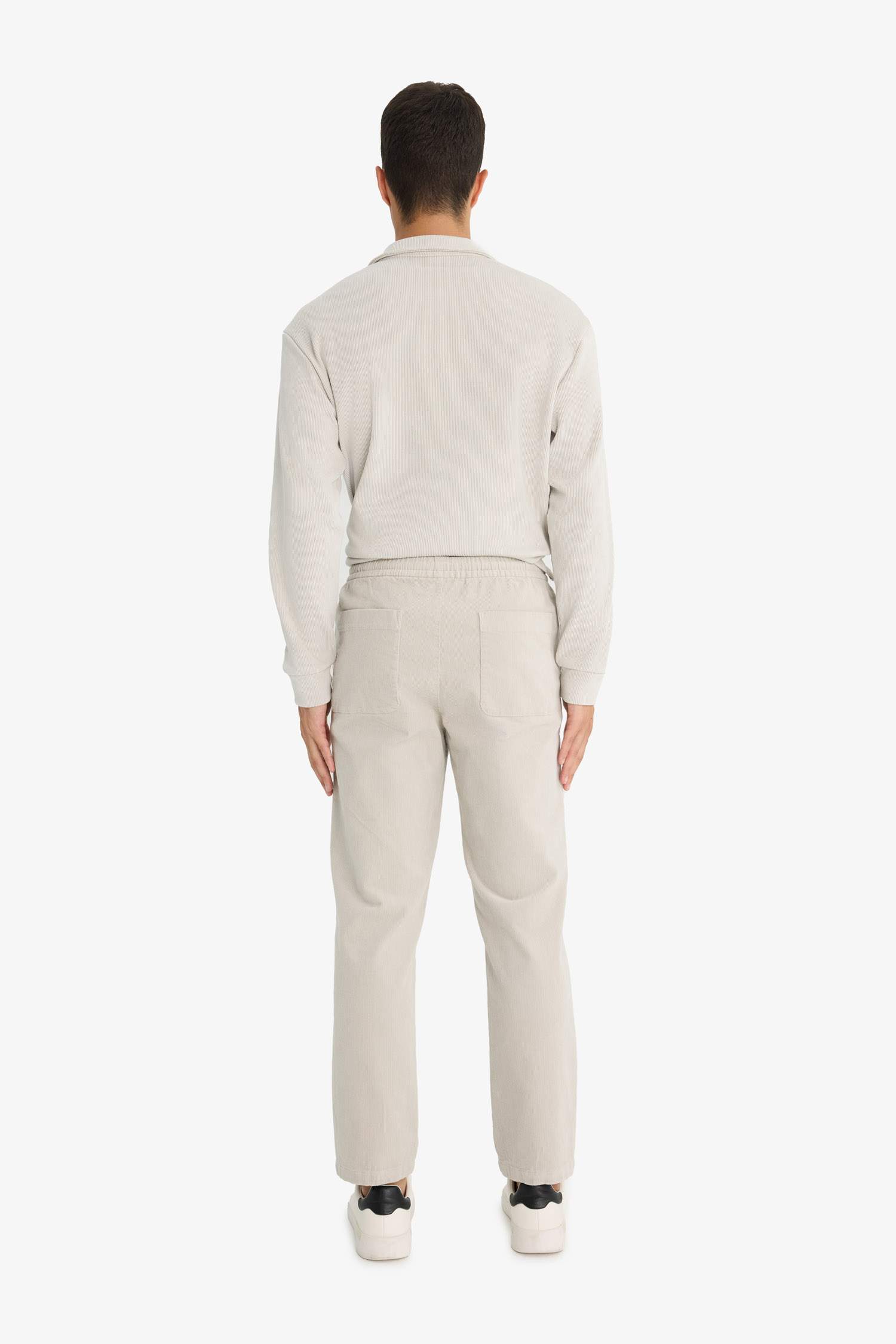 Relax Fit Düz Paça Pantolon