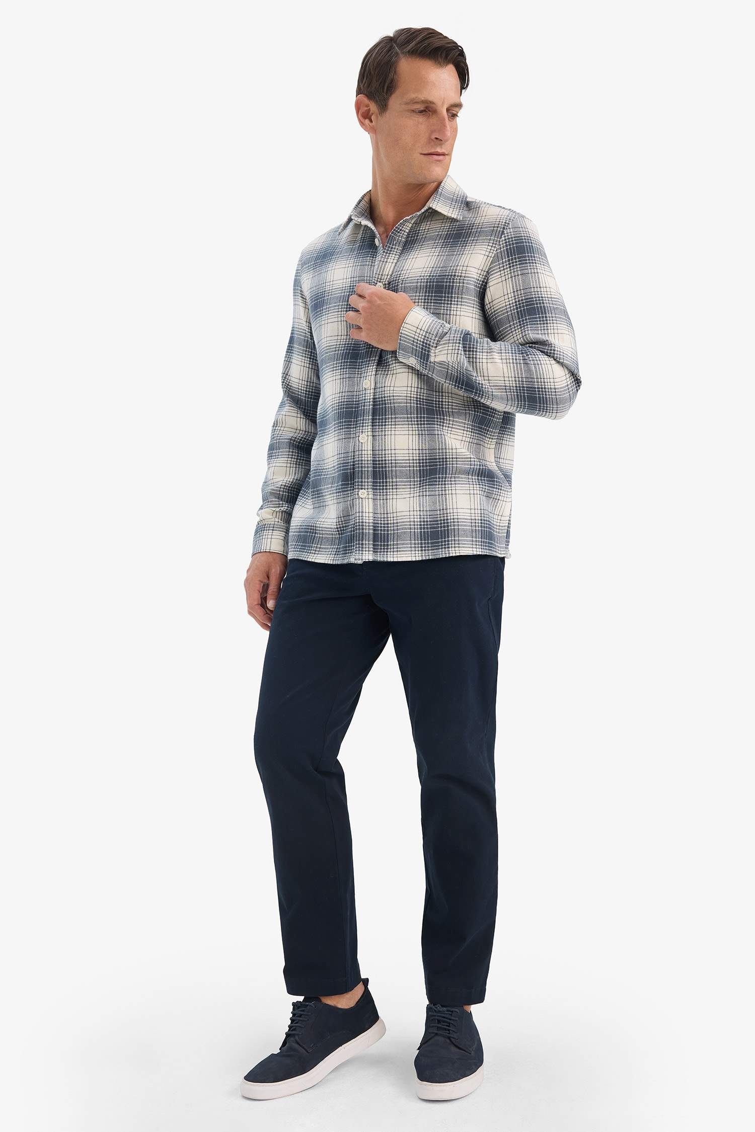Regular Fit Polo Collar Plaid Flanel Long Sleeve Shirt