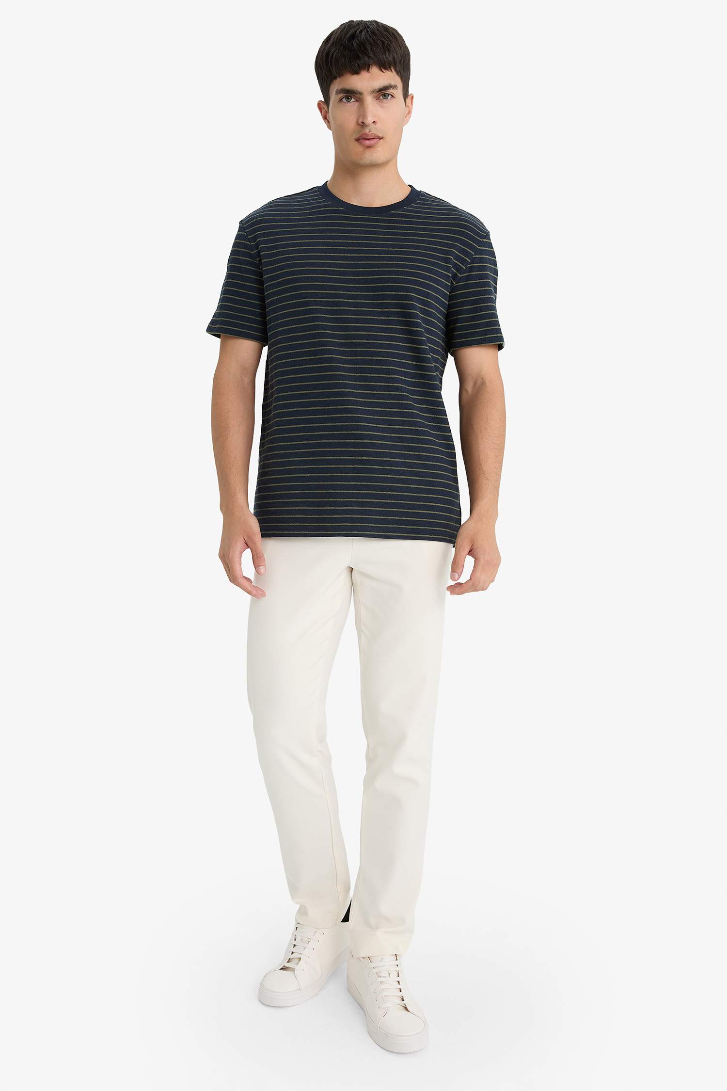 Regular Fit Bisiklet Yaka Çizgili Kısa Kollu Tişört