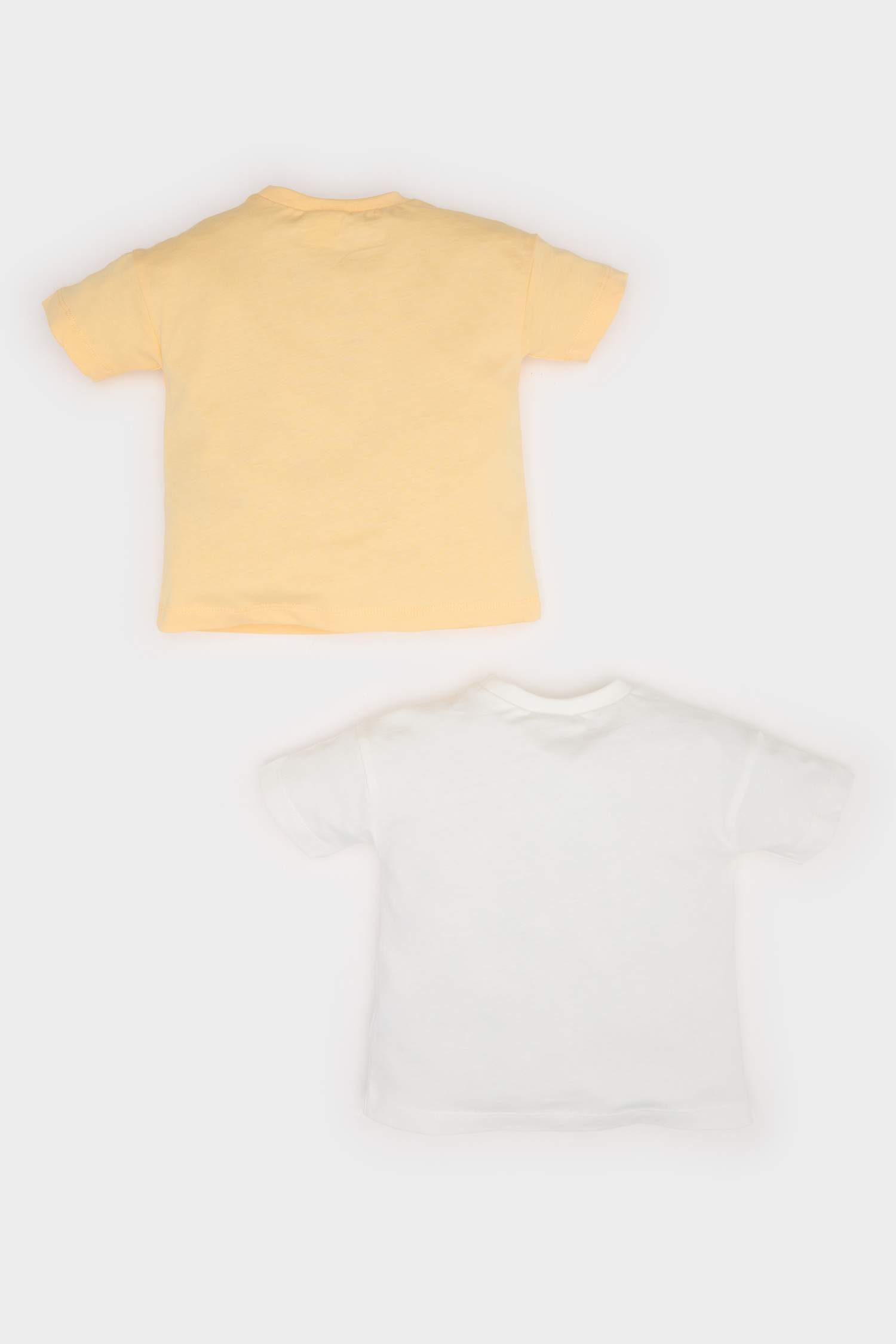 تيشيرت بيبي ولادي نص ردن ممشط قصة عادية بطبعة ديناصور - قطعتين