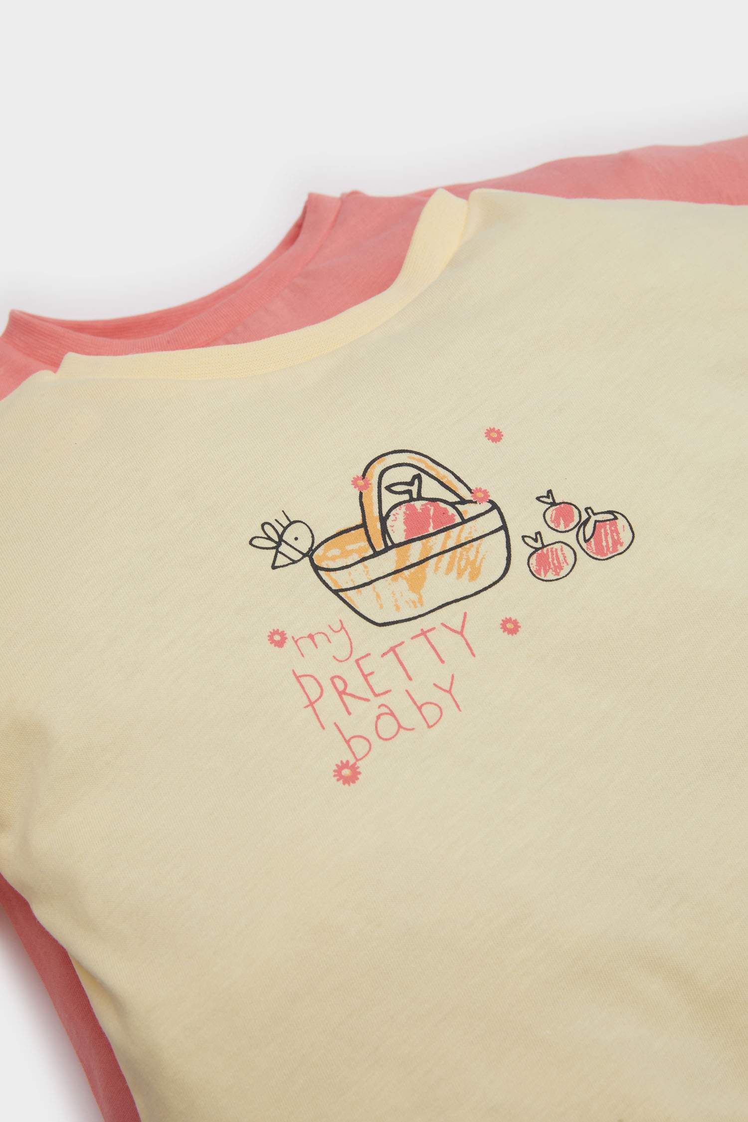 Baby Girl 2 piece Short Sleeve Snap Body