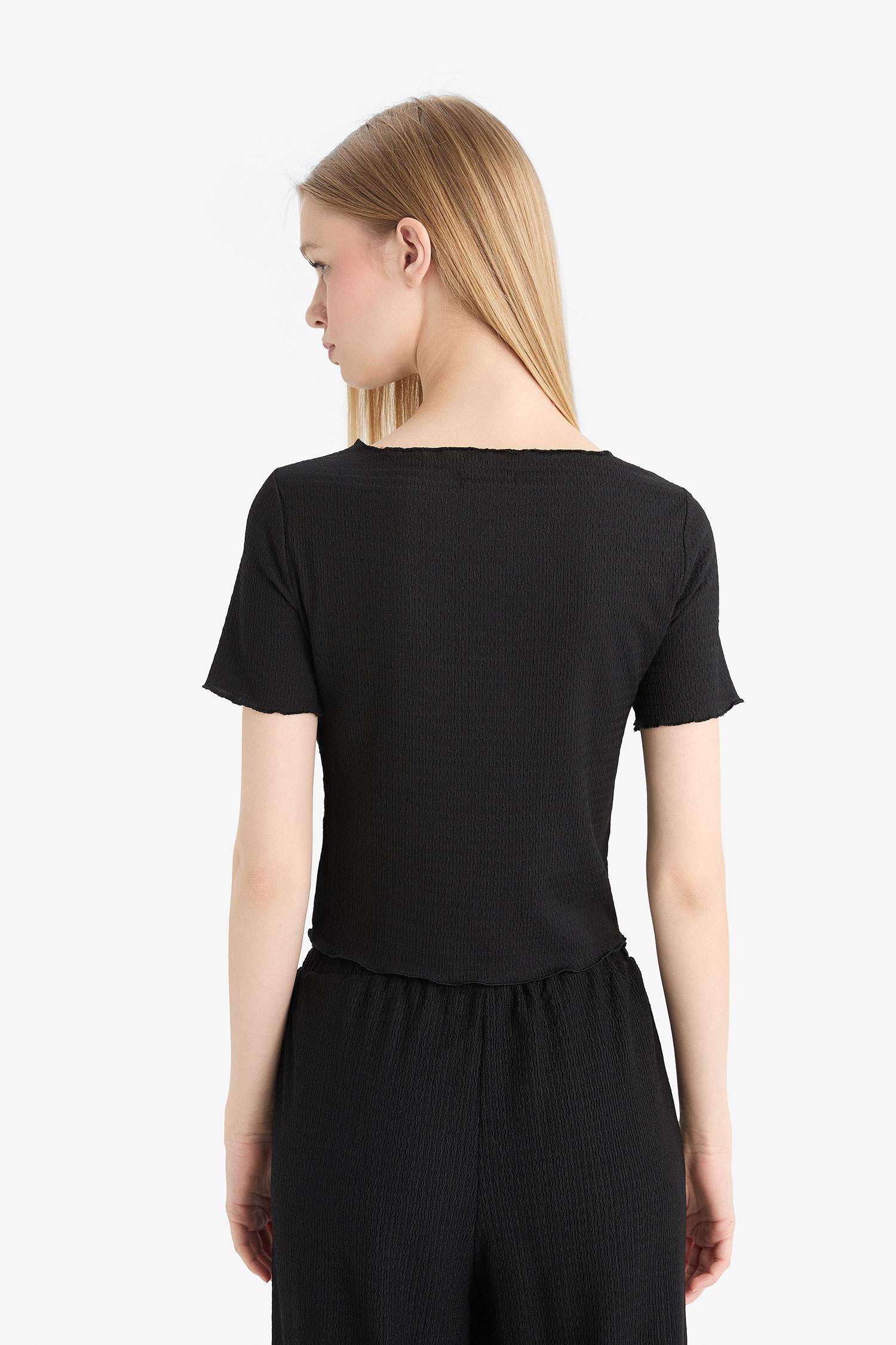 قميص منسوج نص ردن مخصر