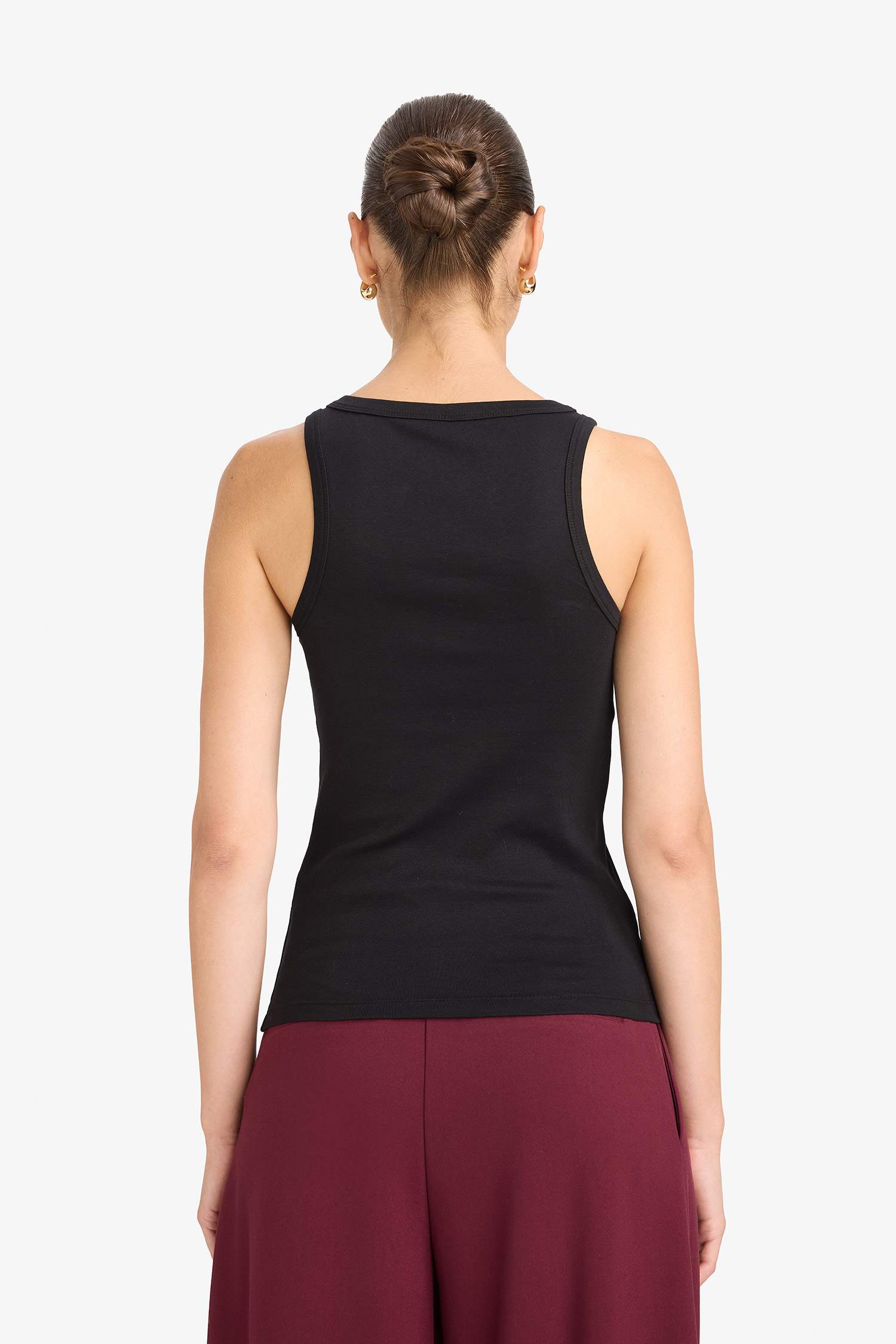 Slim Fit Basic Camisole Round Collar Tank Top