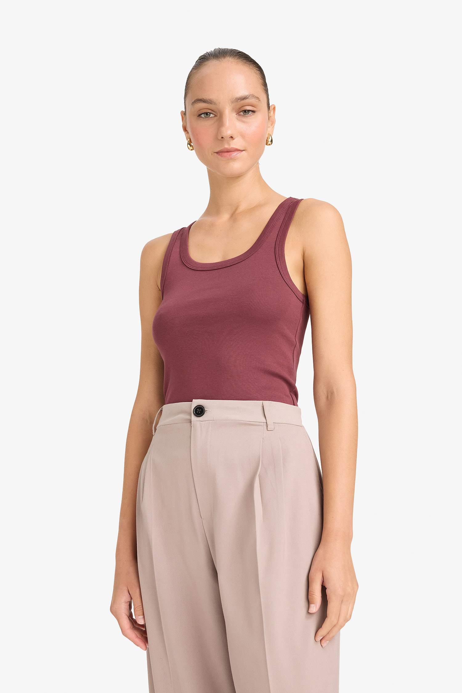 Slim Fit Basic Camisole Round Collar Tank Top