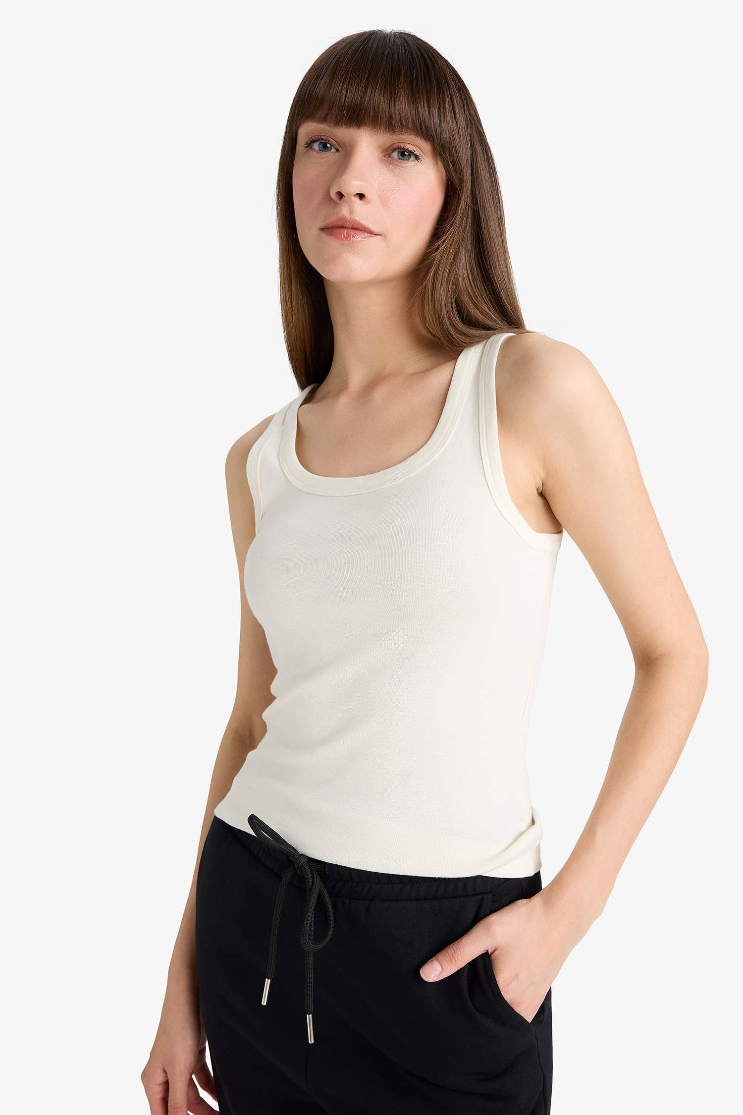Slim Fit Basic Camisole Round Collar Tank Top