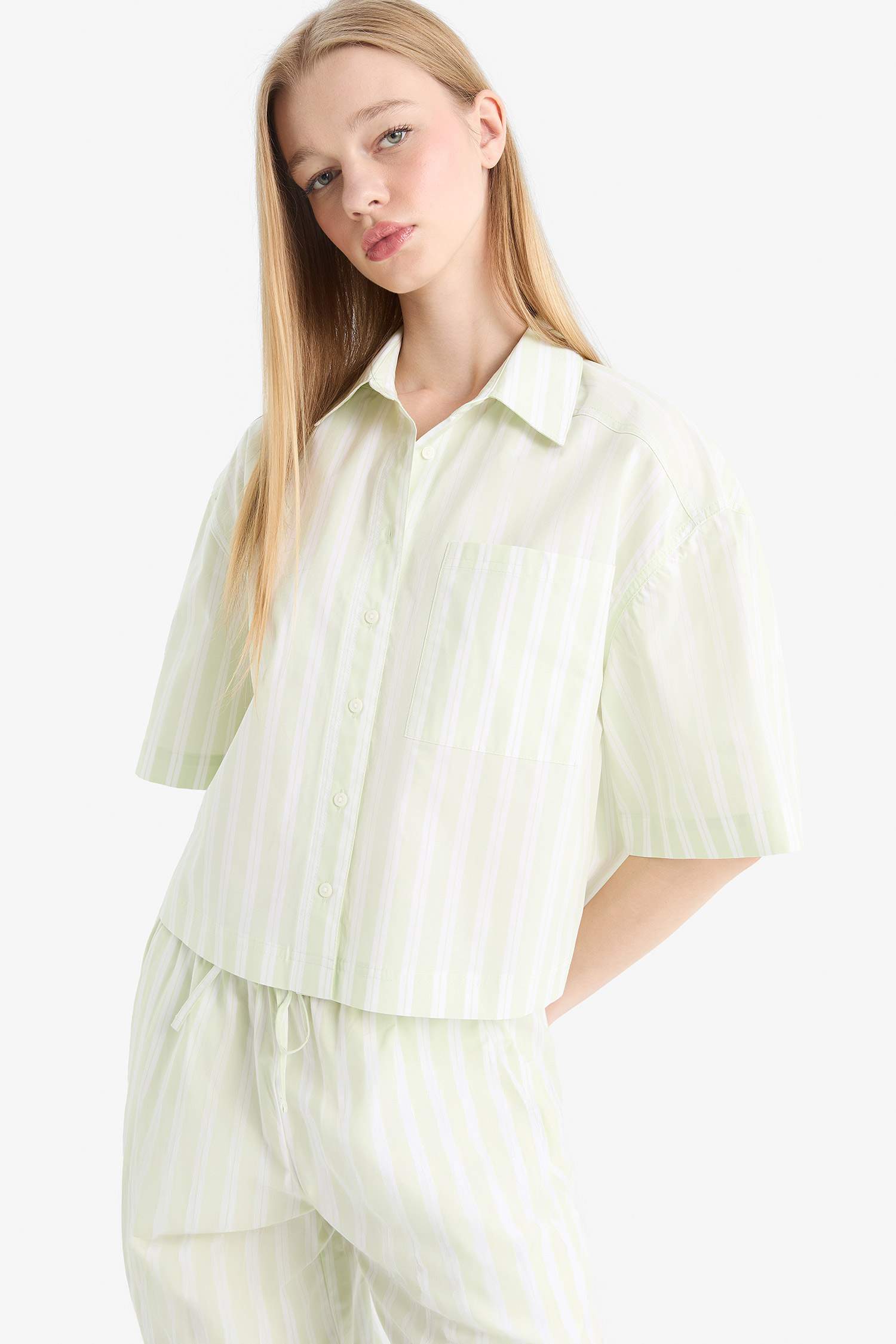 Oversize Fit Poplin Short Sleeve Shirt