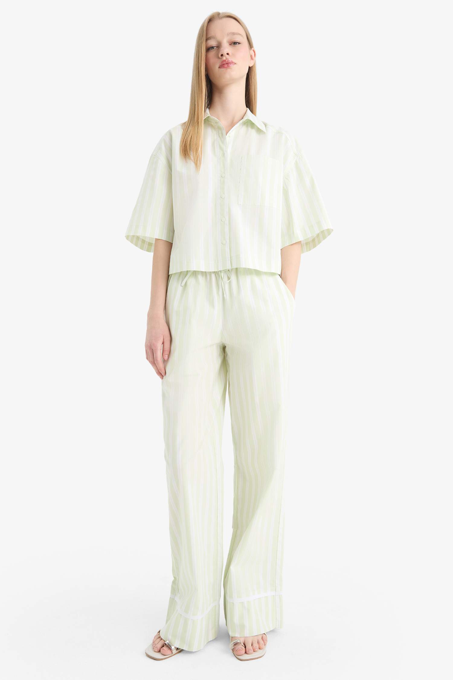 Oversize Fit Poplin Short Sleeve Shirt