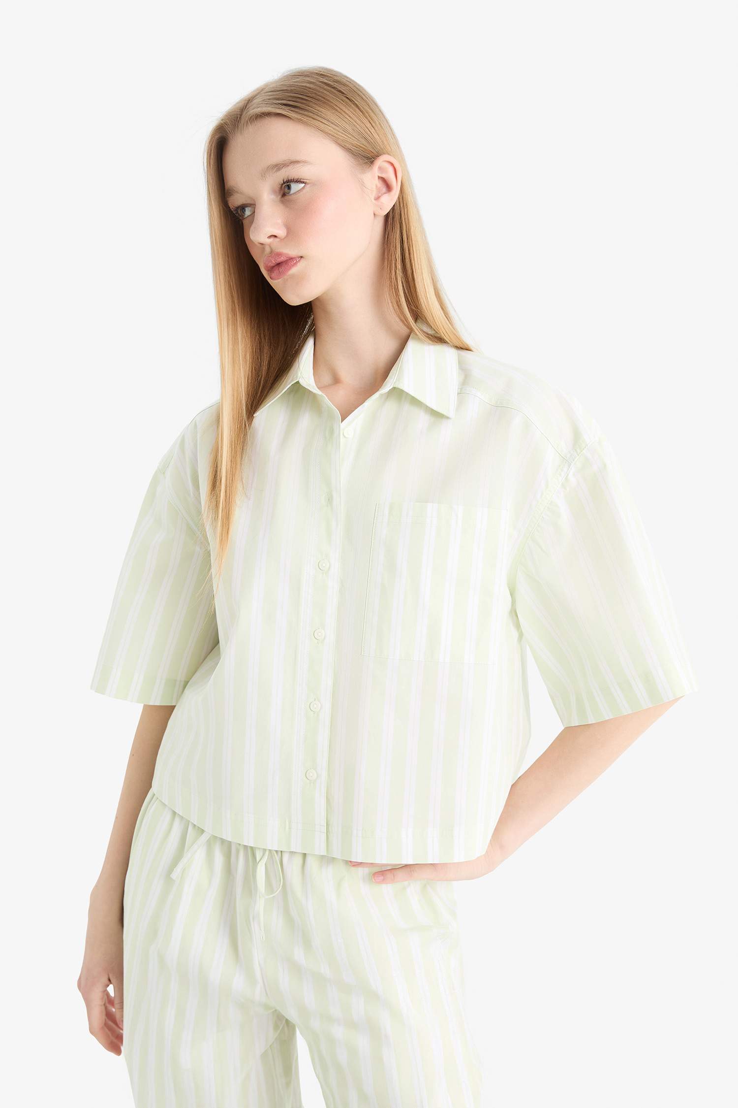 Oversize Fit Poplin Short Sleeve Shirt