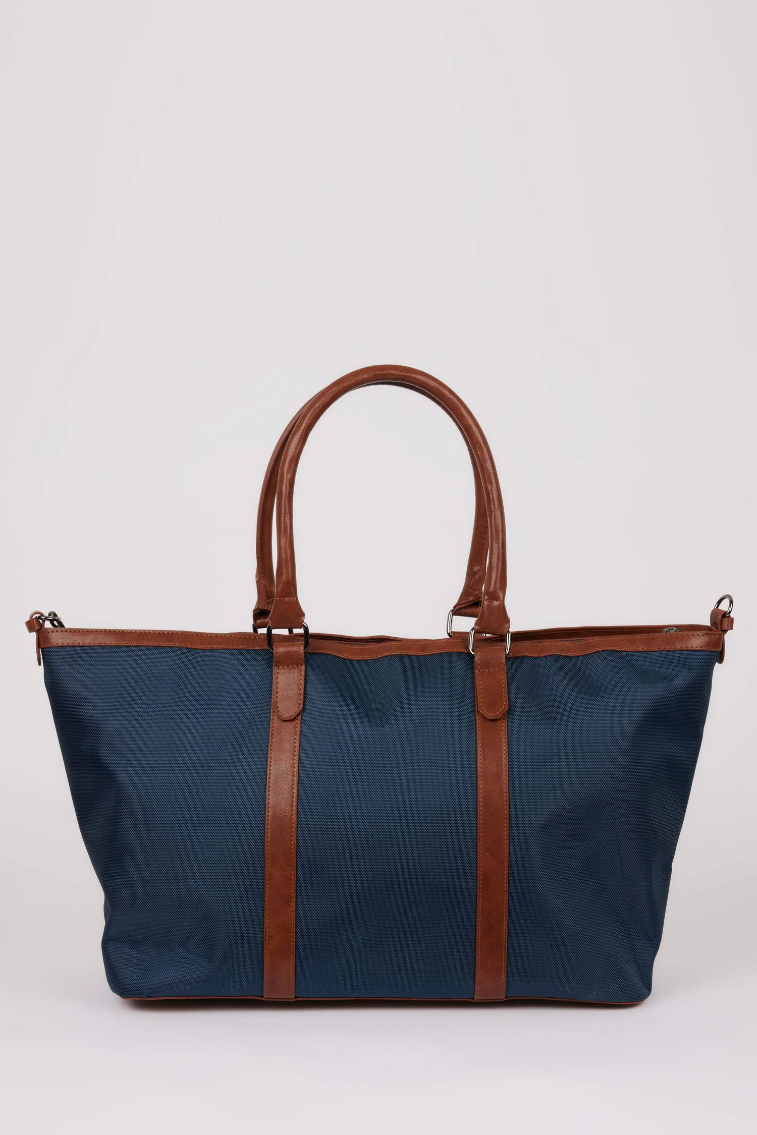 Erkek Spor Ve Seyahat Çantası