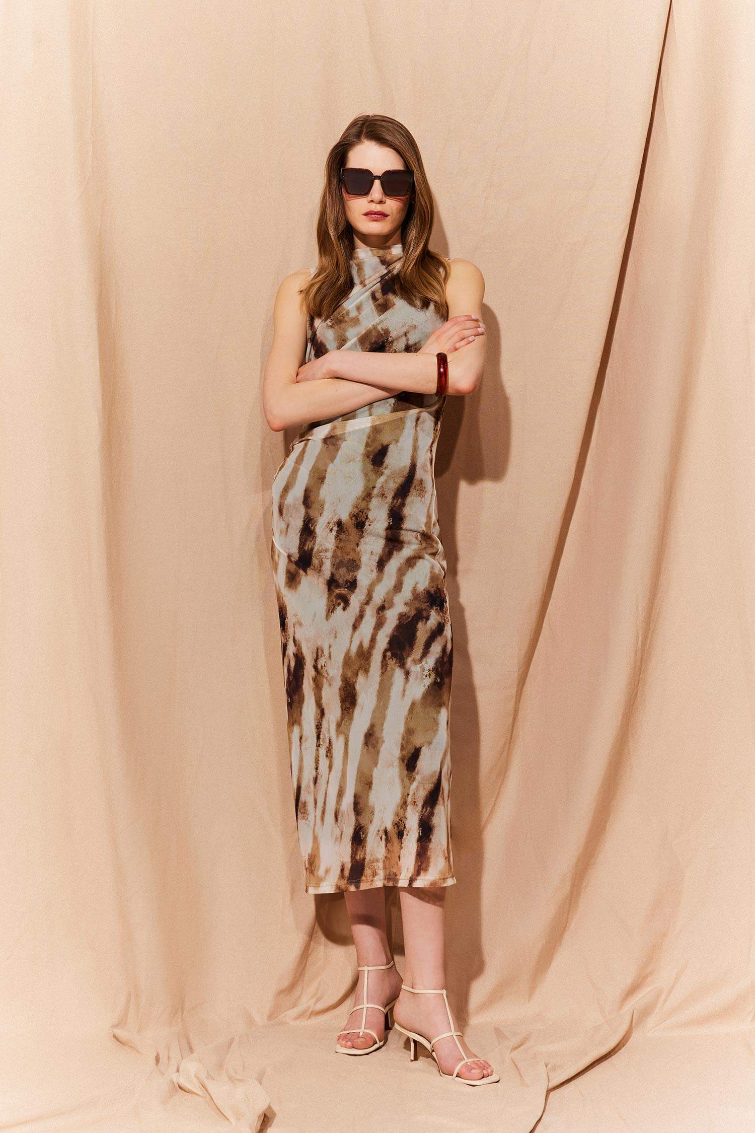 Bodycon Vücudu Saran Batik Tül Kolsuz Maxi Elbise