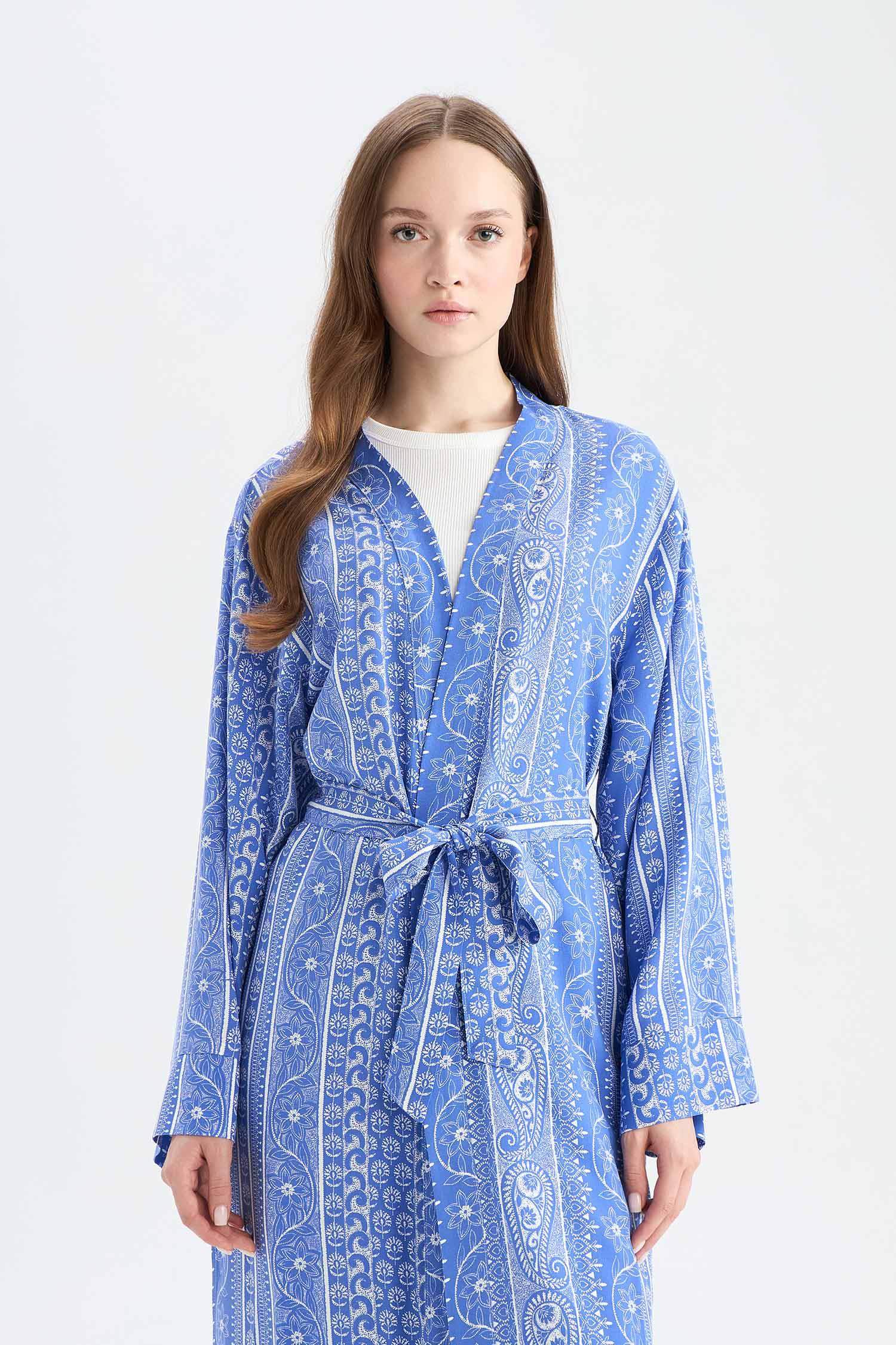 كيمونة بنمط عرقي قصة مريحة بياخة V