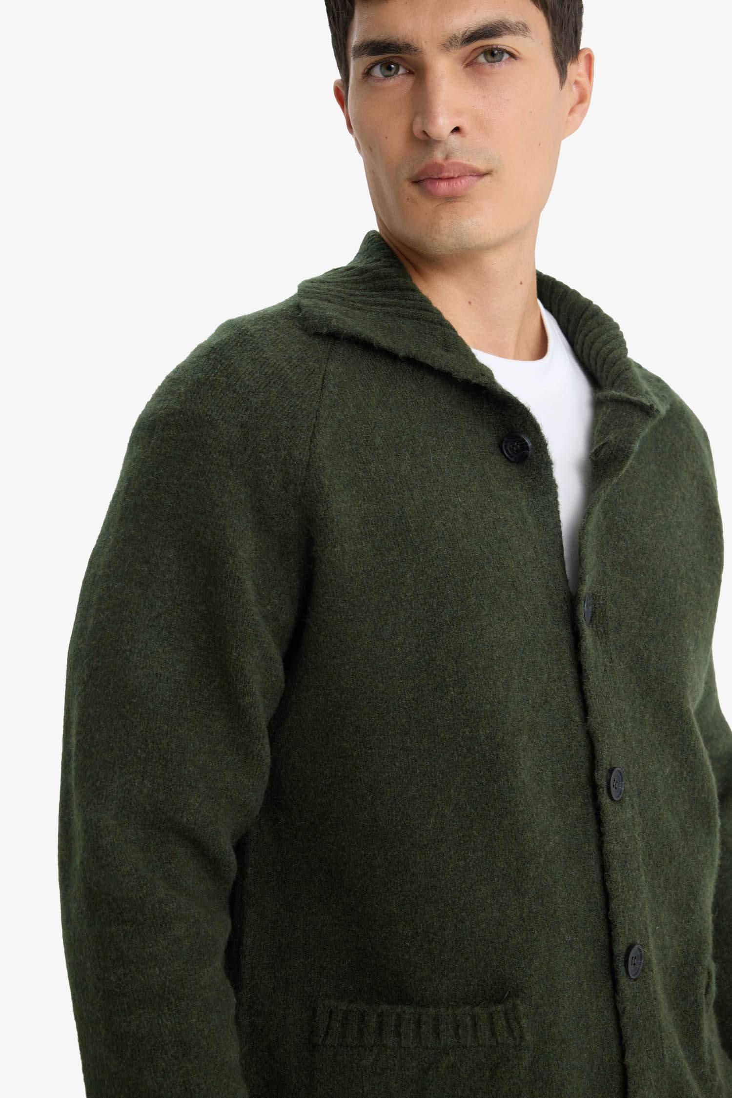 Standart Fit Balıkçı Yaka Düğmeli Cepli Triko Hırka