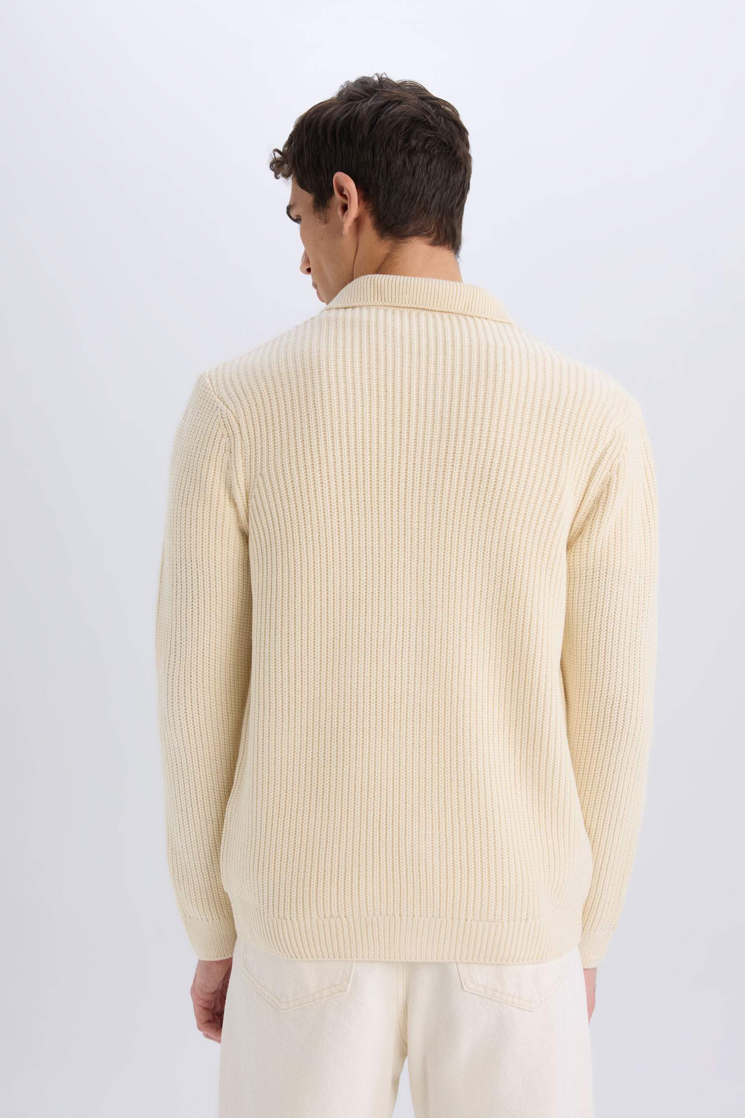 Standard Fit Polo Collar Knitwear Cardigan